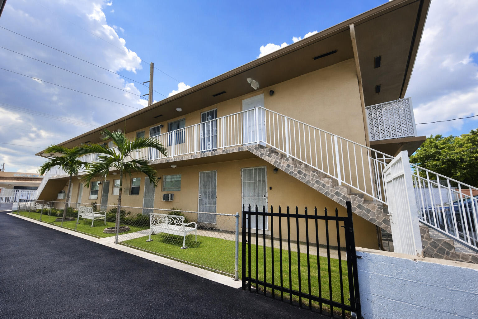 Hialeah photo 3