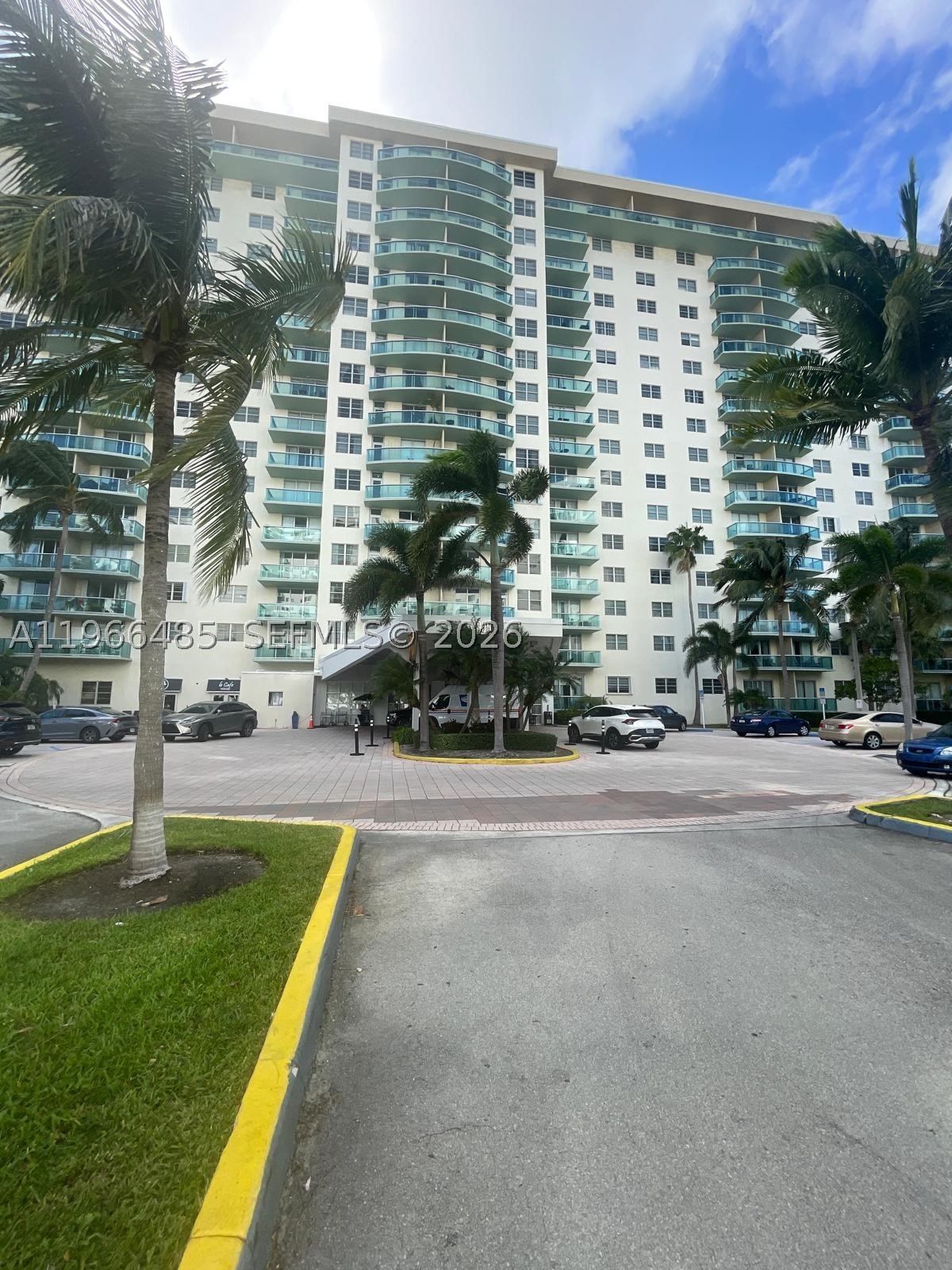 Sunny Isles Beach photo 1