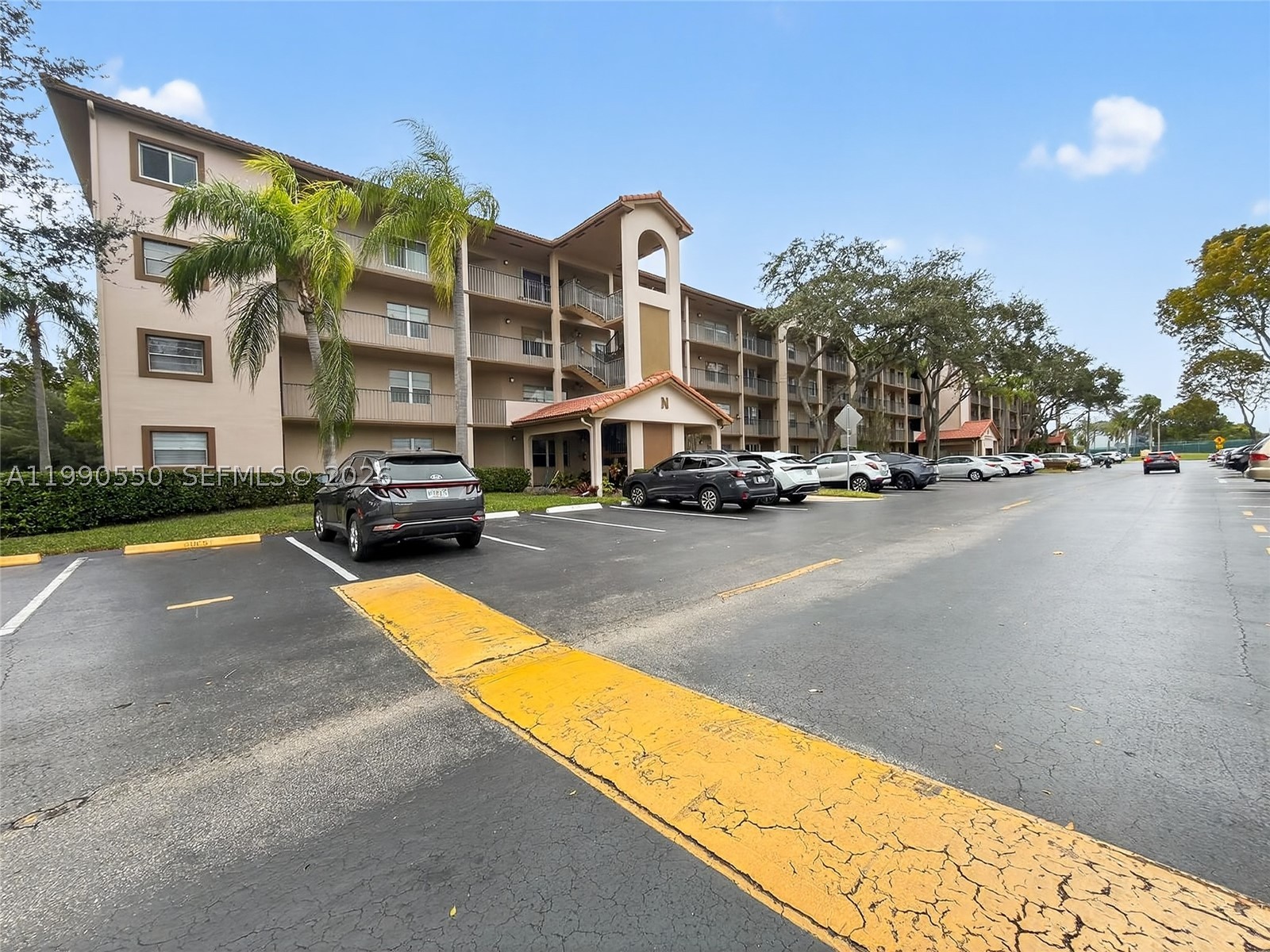 Pembroke Pines photo 1
