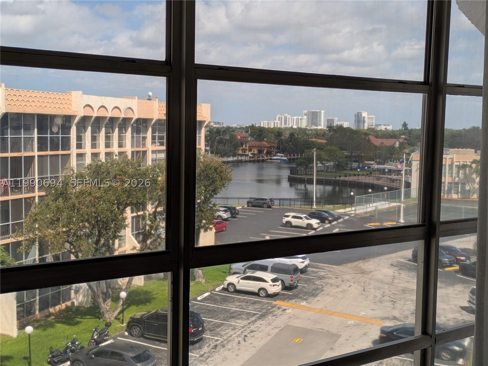 Hallandale Beach photo 4