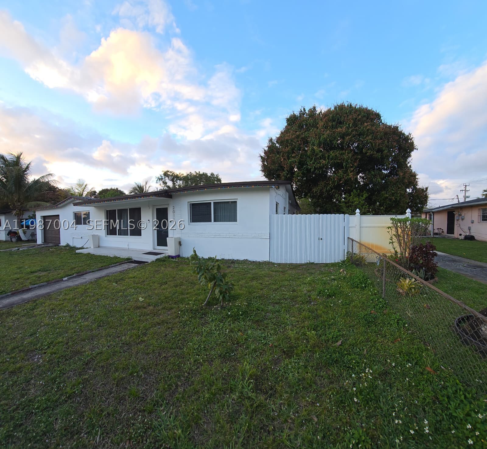Miami Gardens photo 3