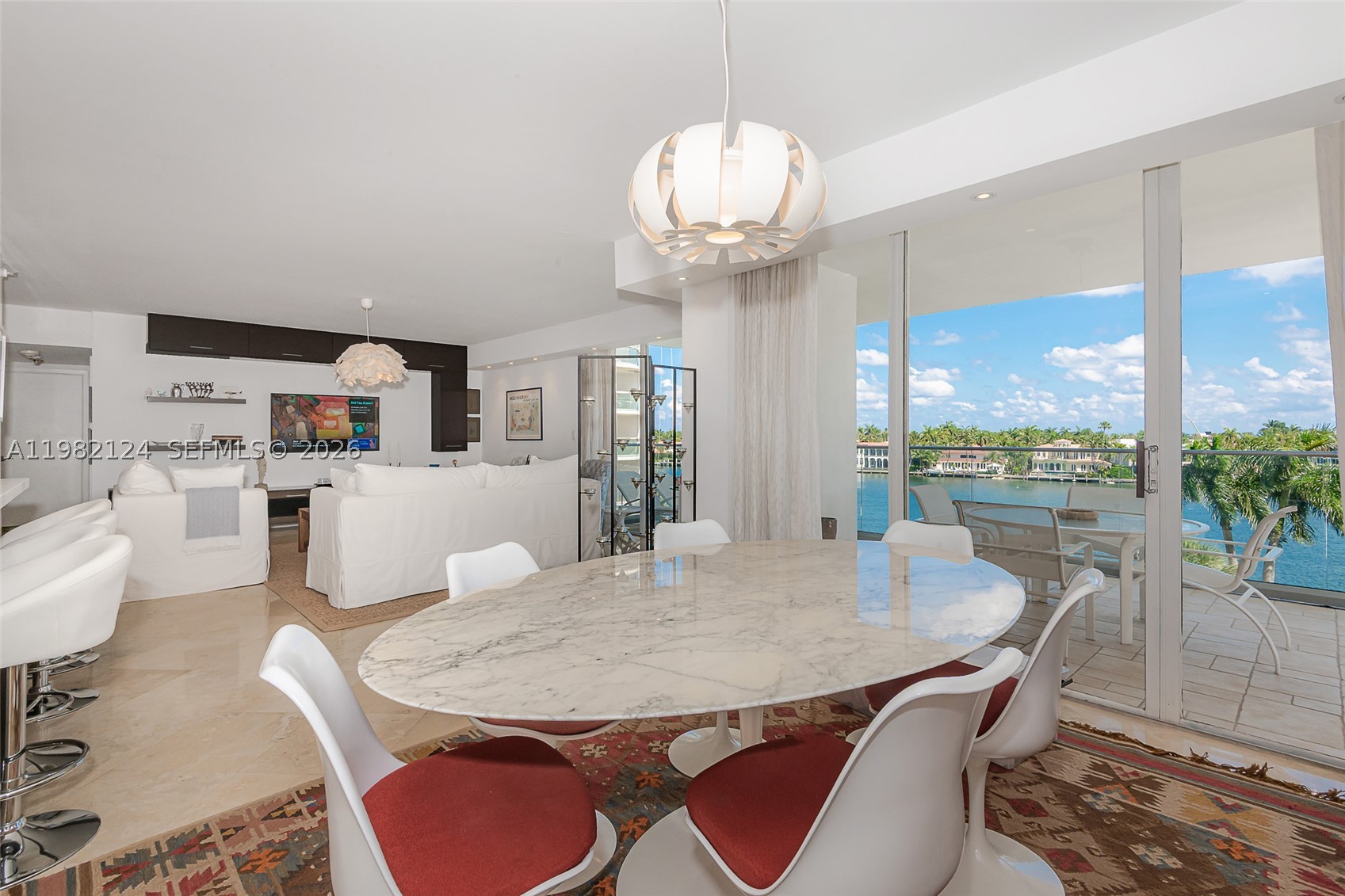 Aventura photo 4