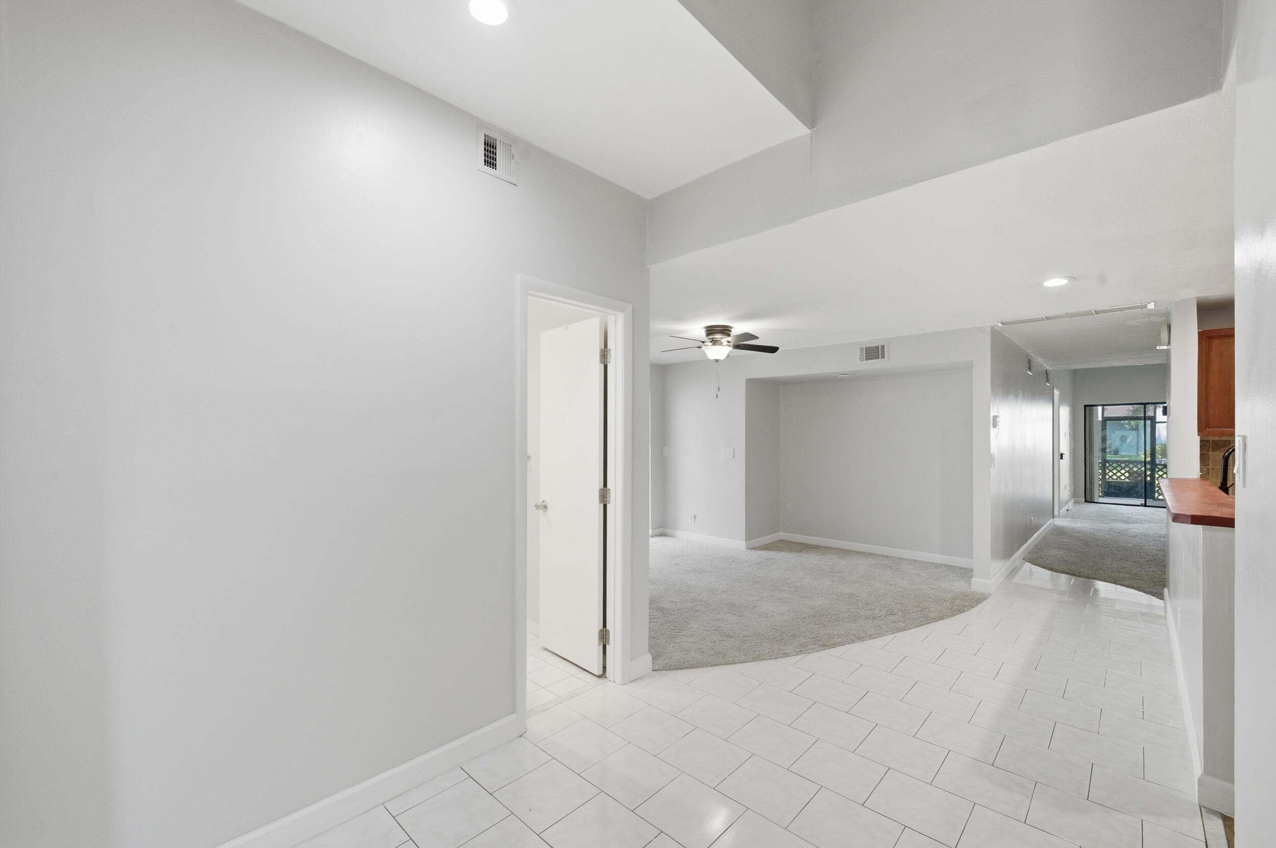 Pembroke Pines photo 2