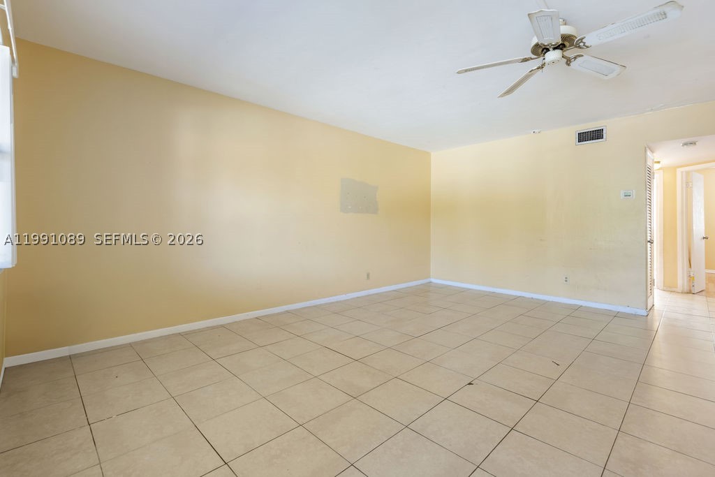 Hallandale Beach photo 3