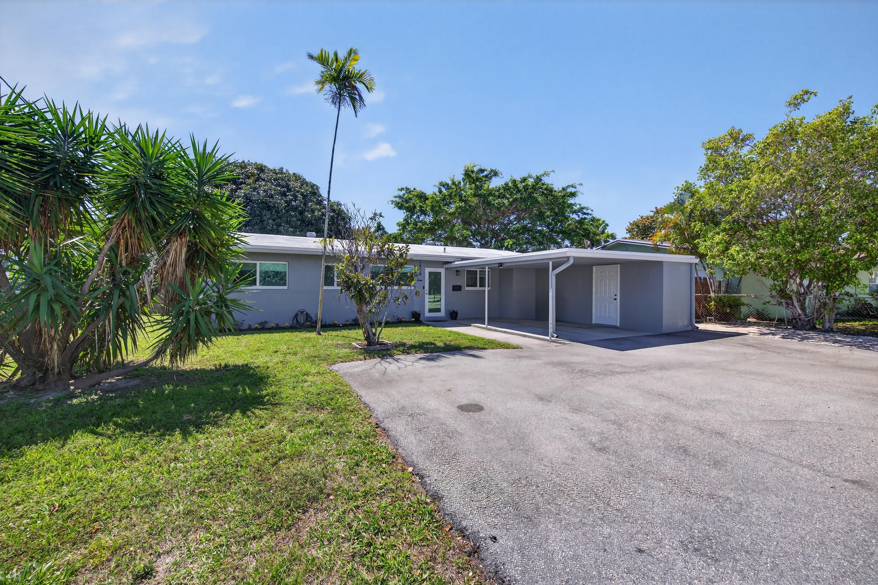 Wilton Manors photo 4