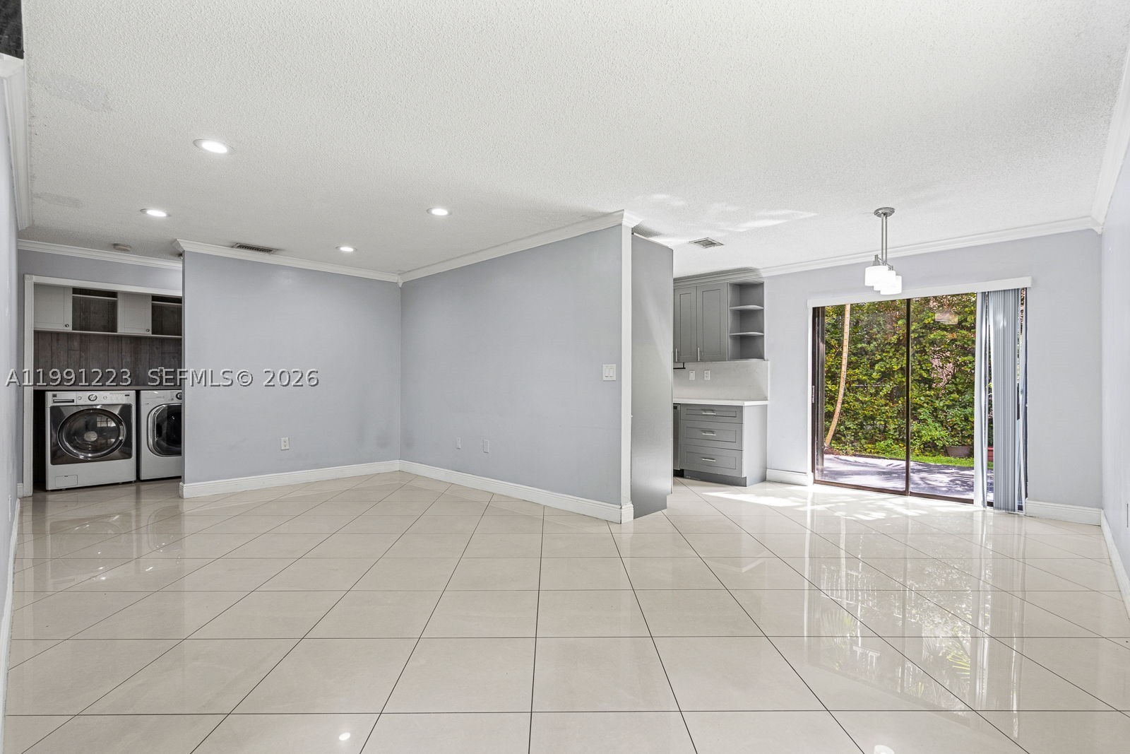 Hialeah photo 5