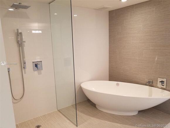 Sunny Isles Beach photo 5
