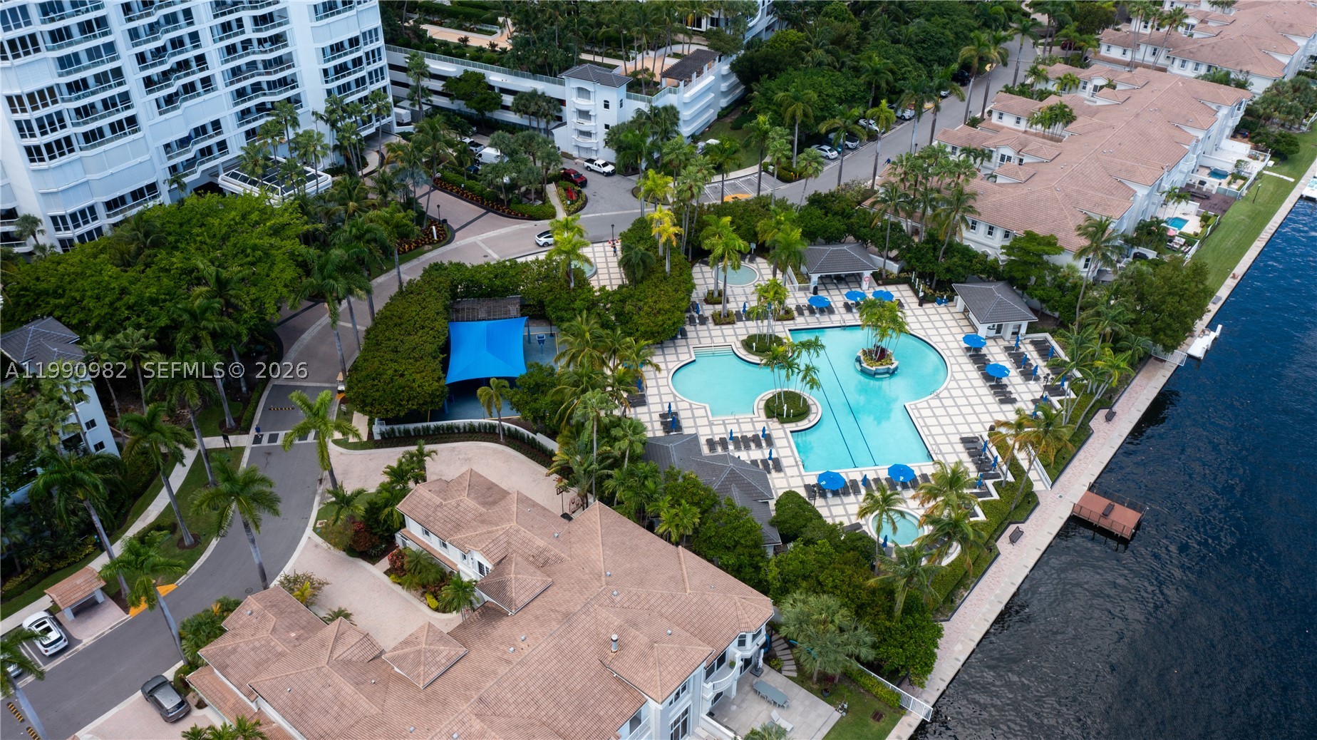 Aventura photo 4
