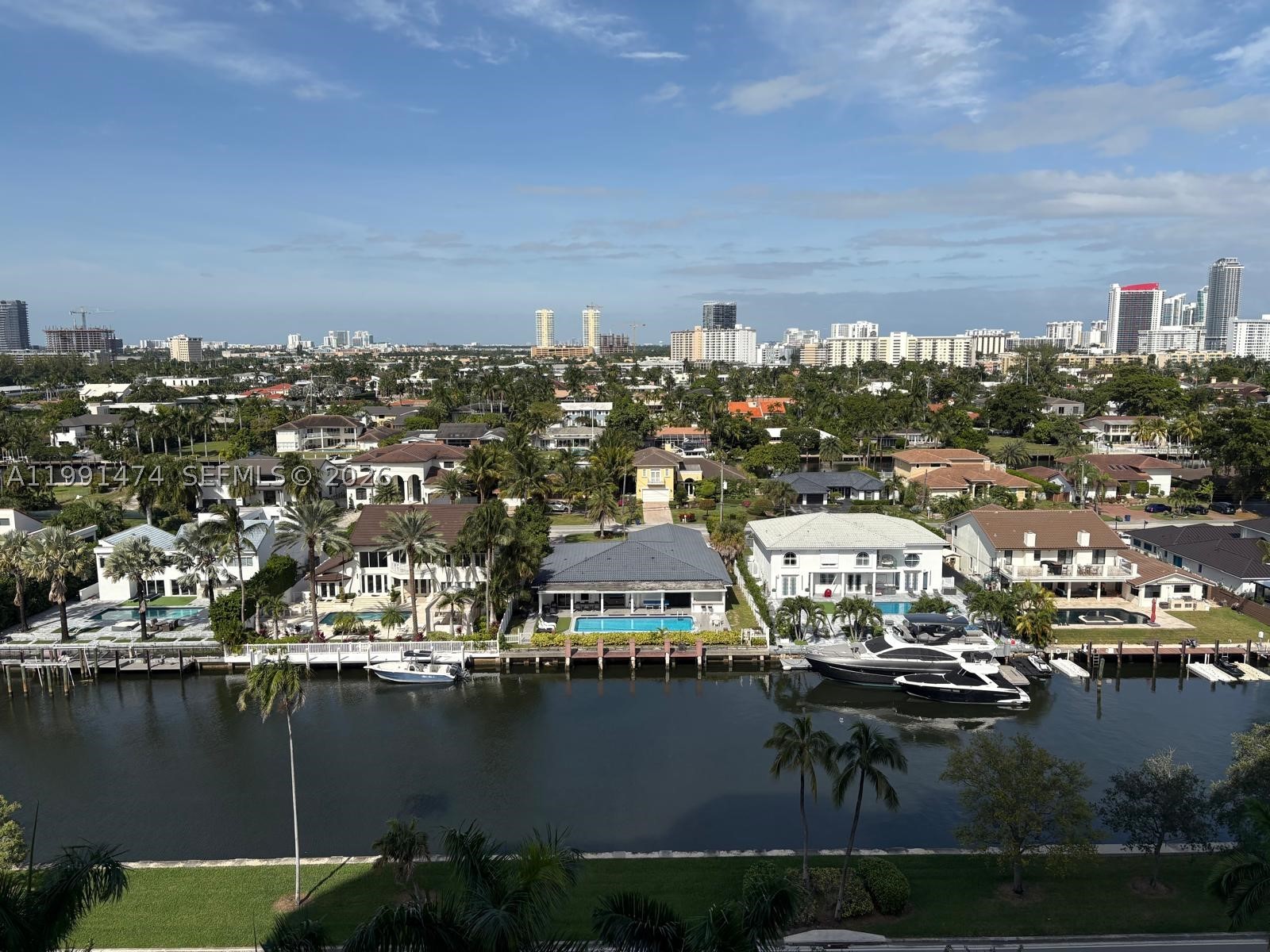 Aventura photo 2