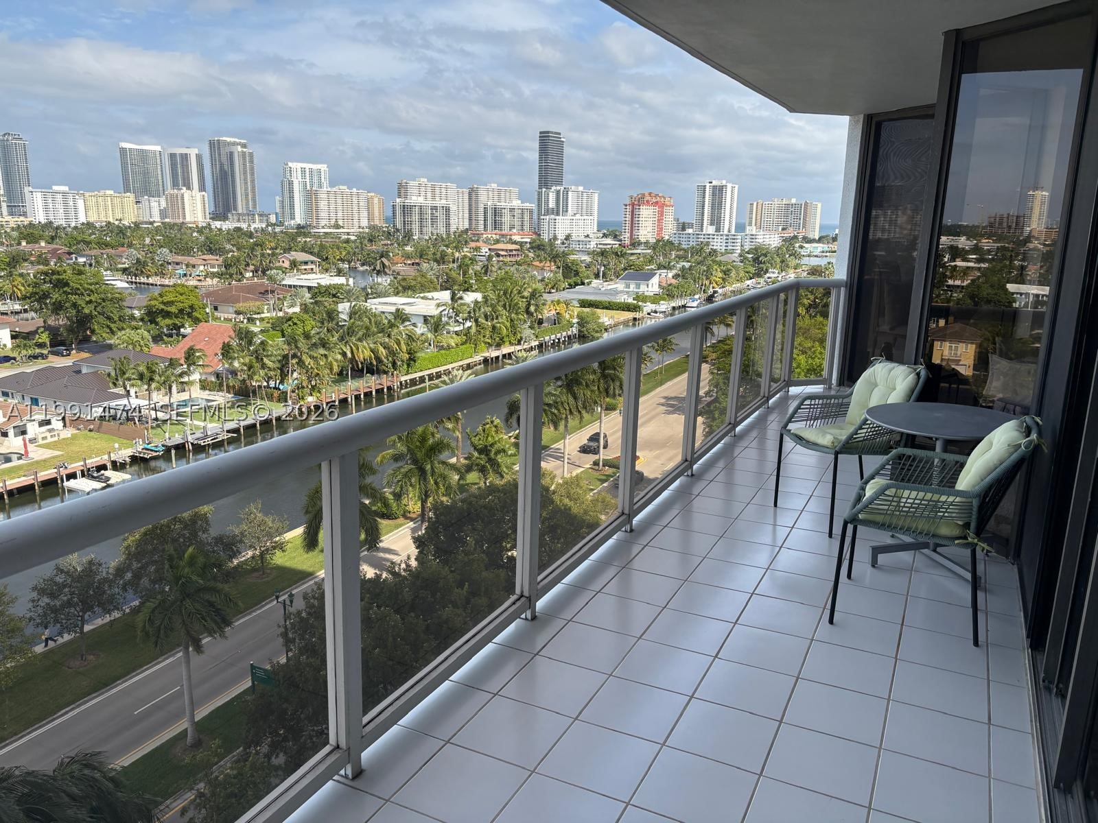 Aventura photo 4