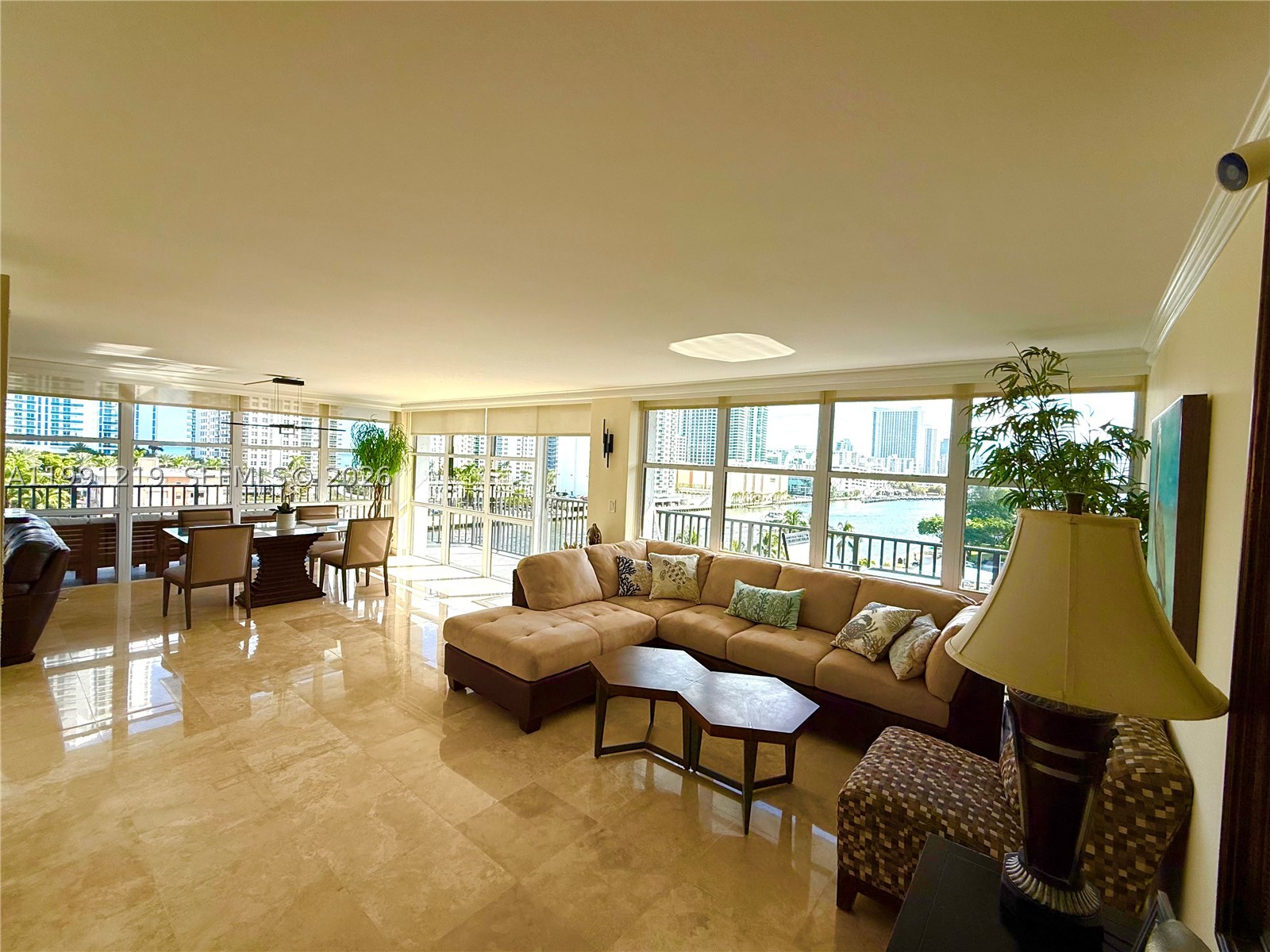 Hallandale Beach photo 4