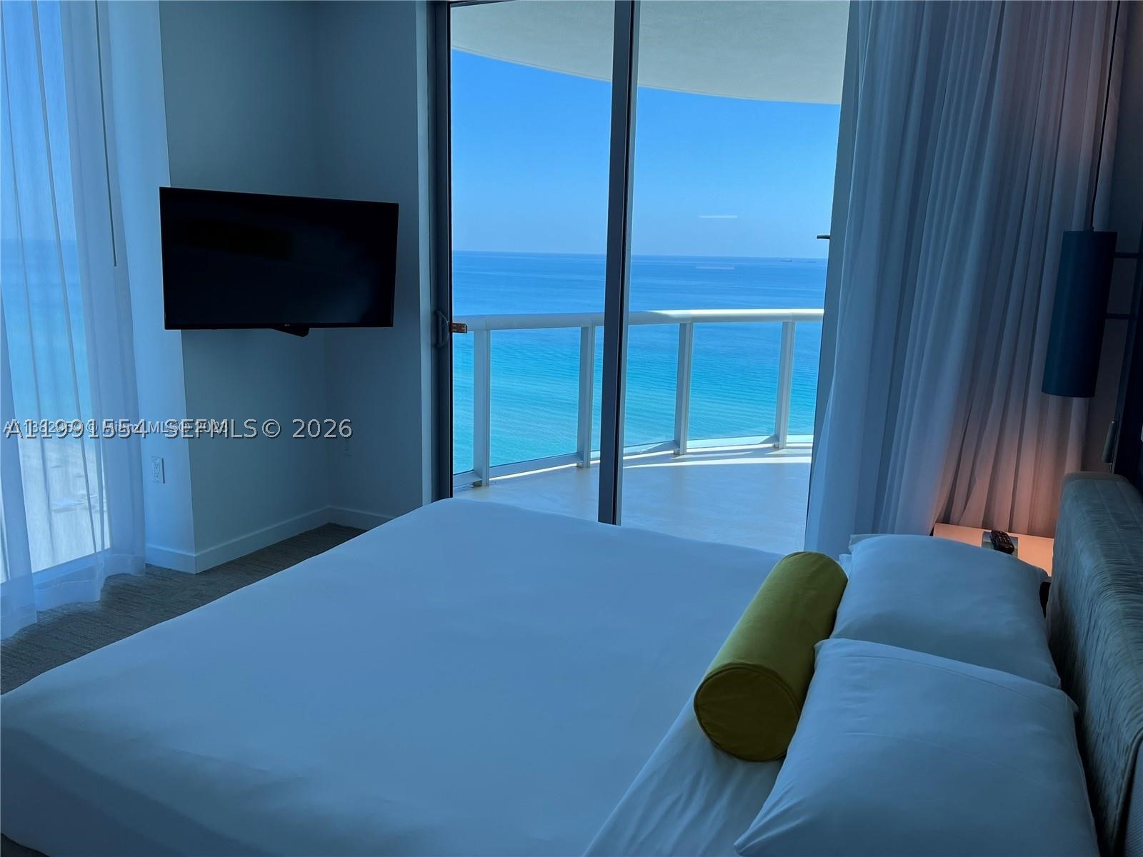 Sunny Isles Beach photo 2