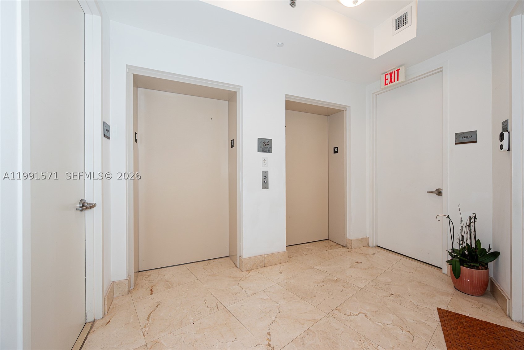 Sunny Isles Beach photo 1