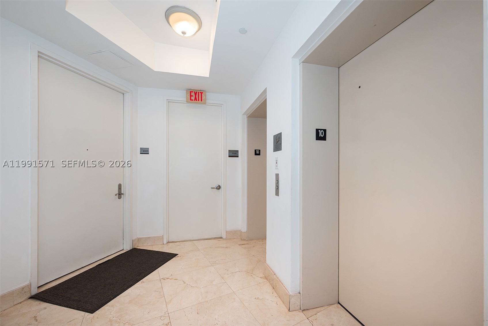 Sunny Isles Beach photo 2