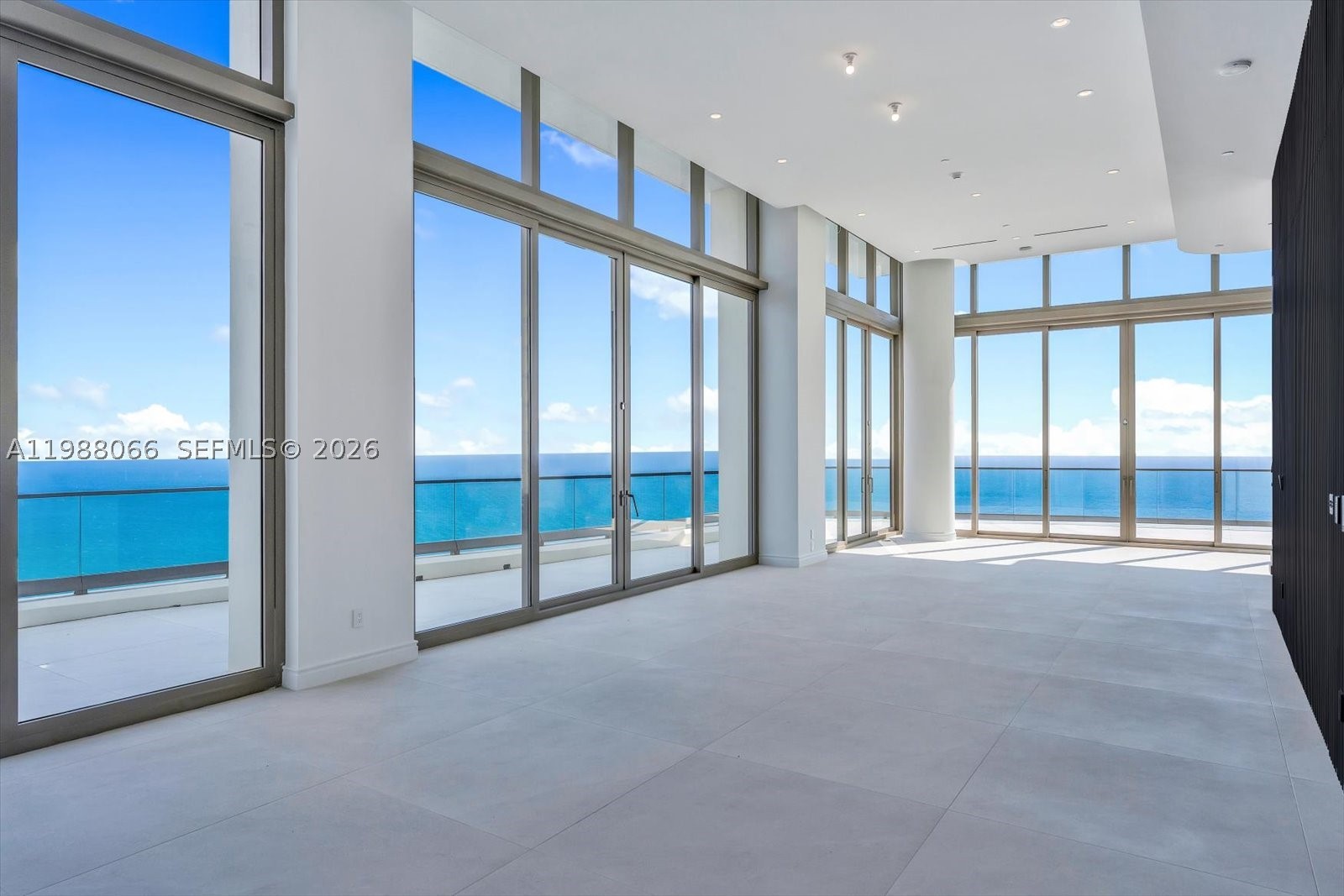 Sunny Isles Beach photo 2
