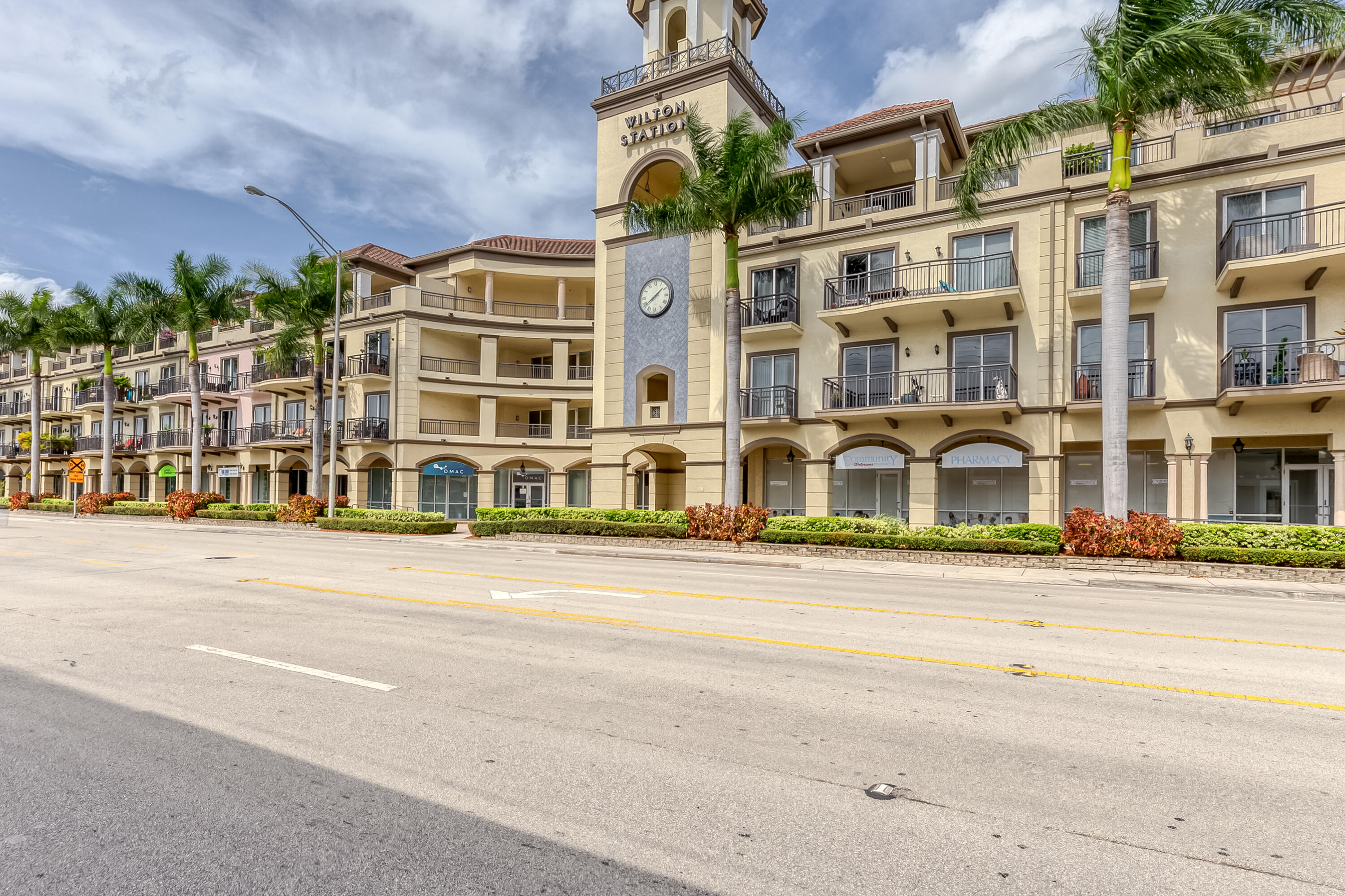 Wilton Manors photo 1