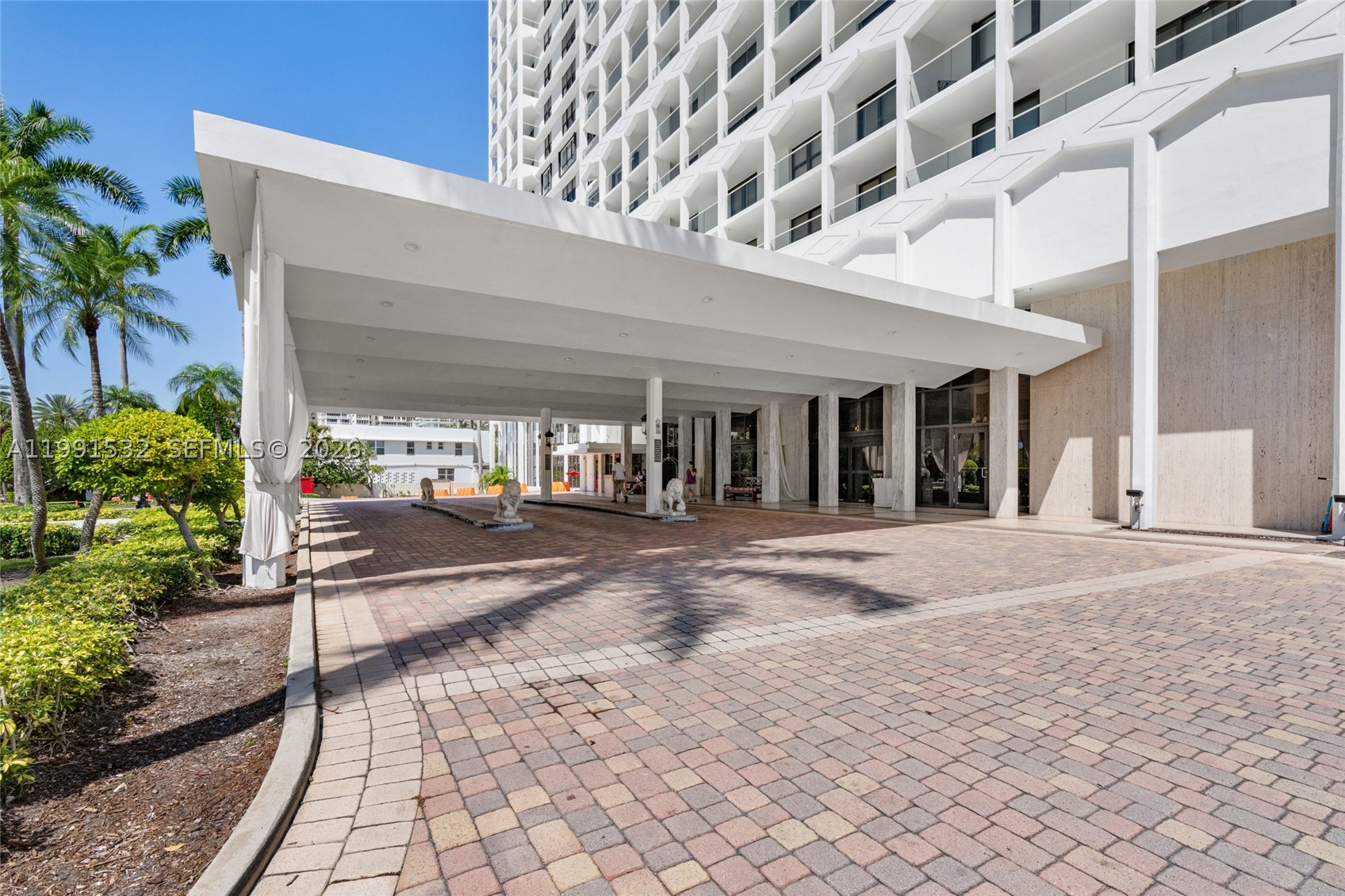 Bal Harbour photo 3
