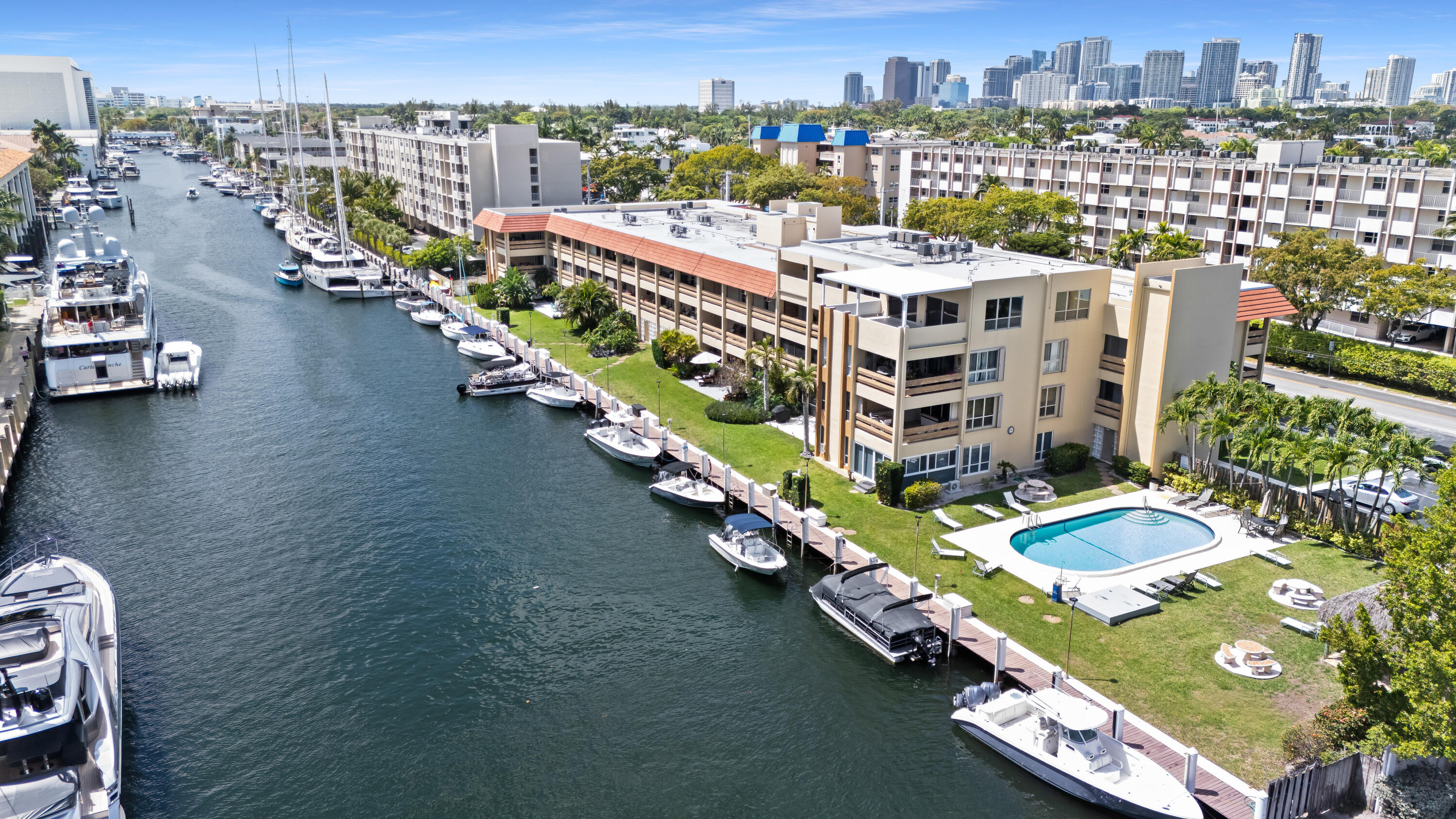 Fort Lauderdale photo 3