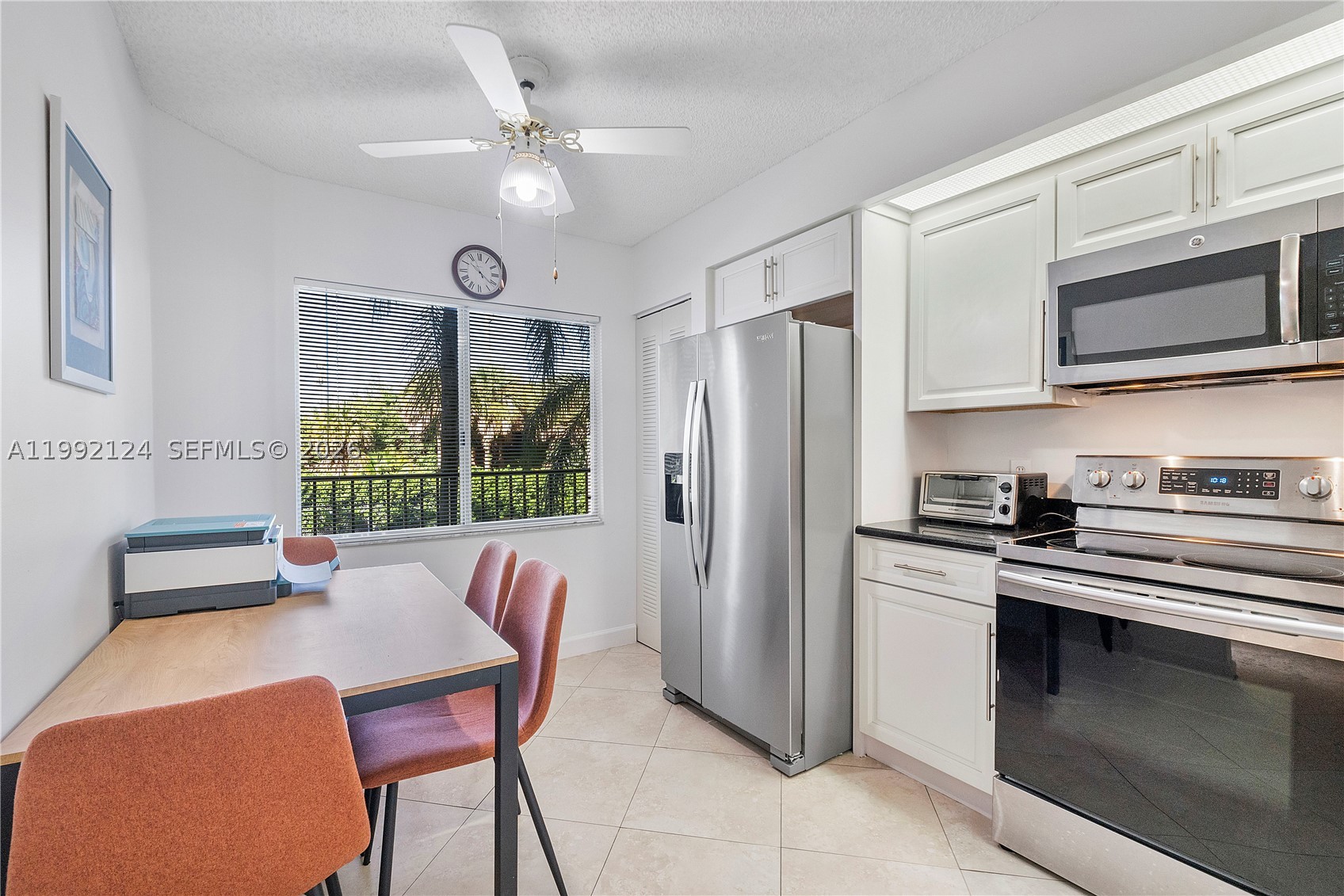 Pembroke Pines photo 4