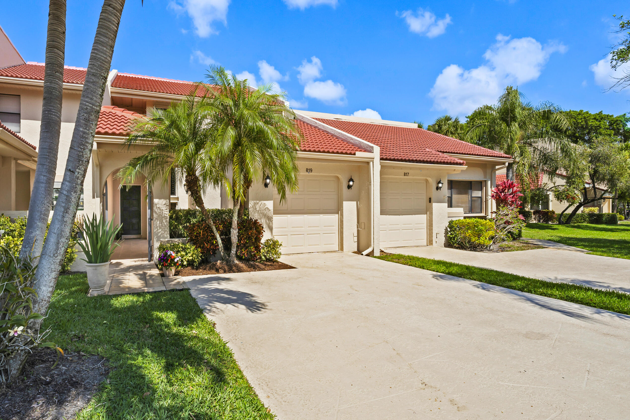 Palm Beach Gardens photo 1