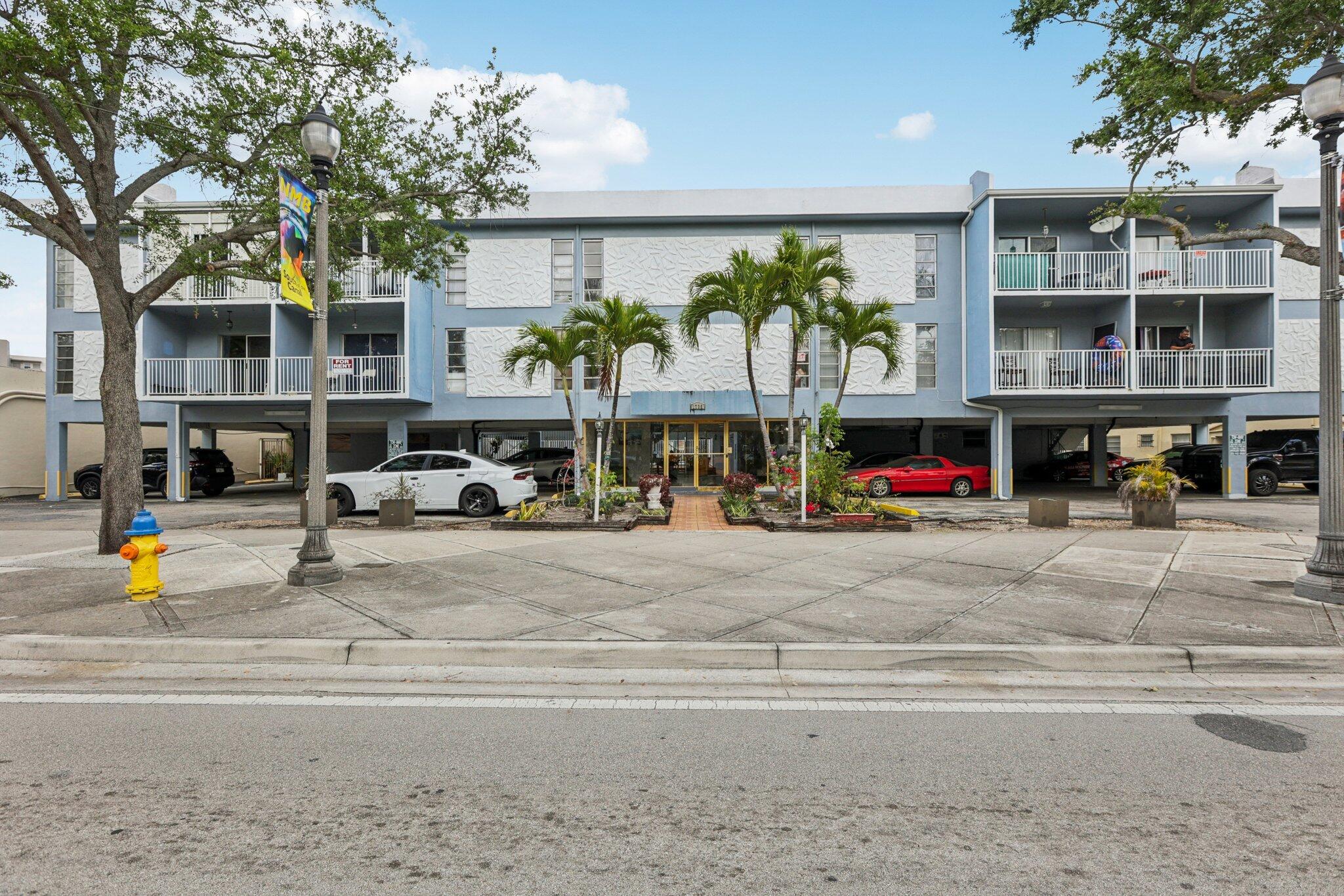 North Miami Beach photo 1