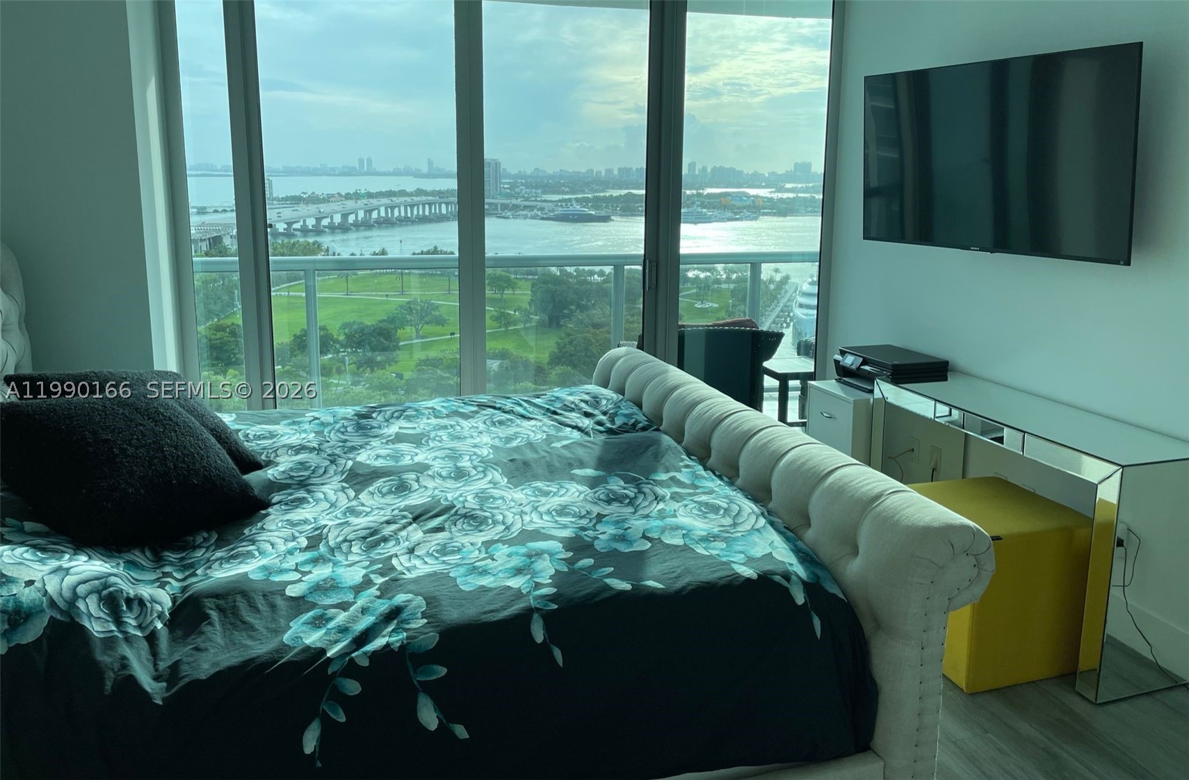 Miami photo 1