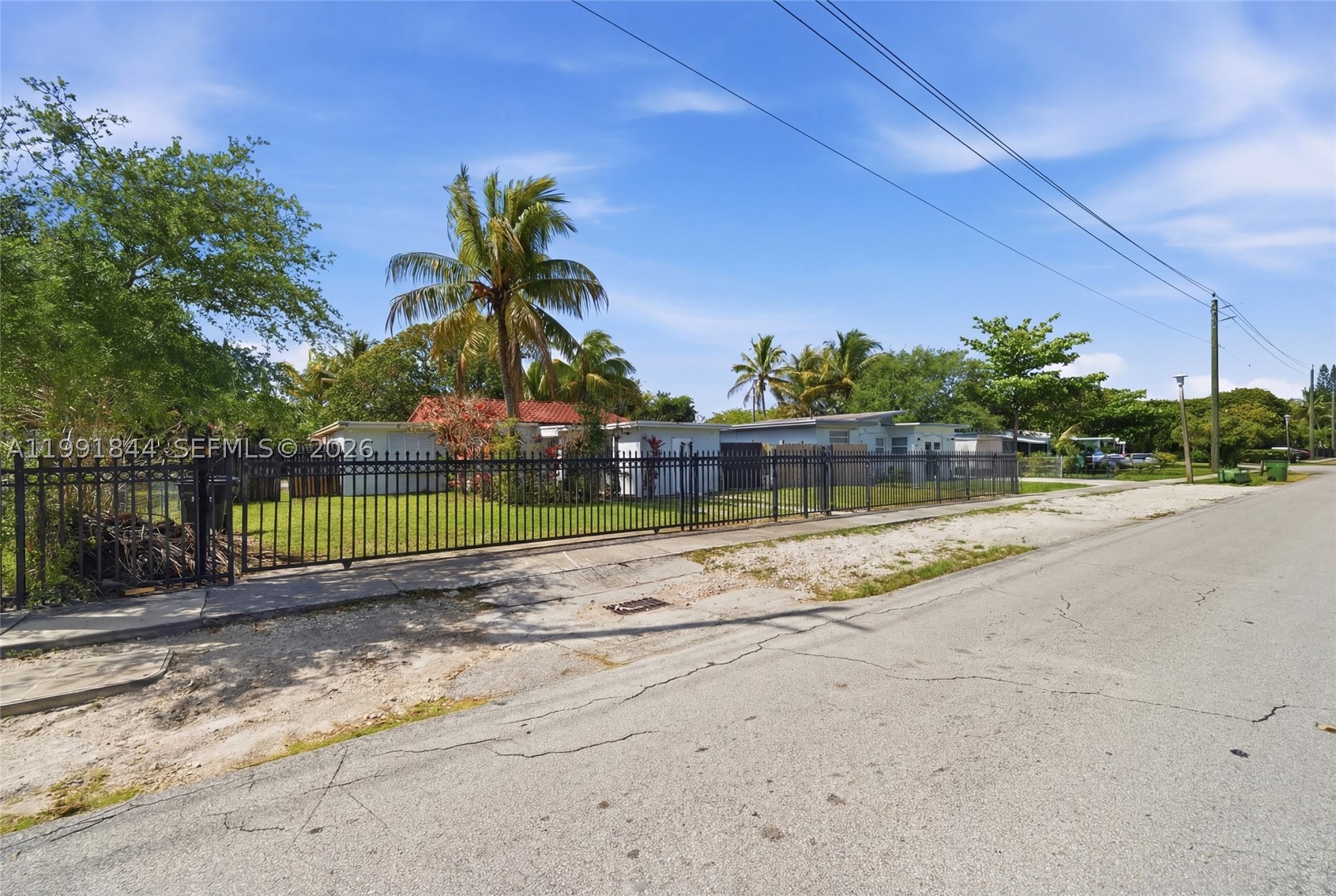 North Miami photo 2