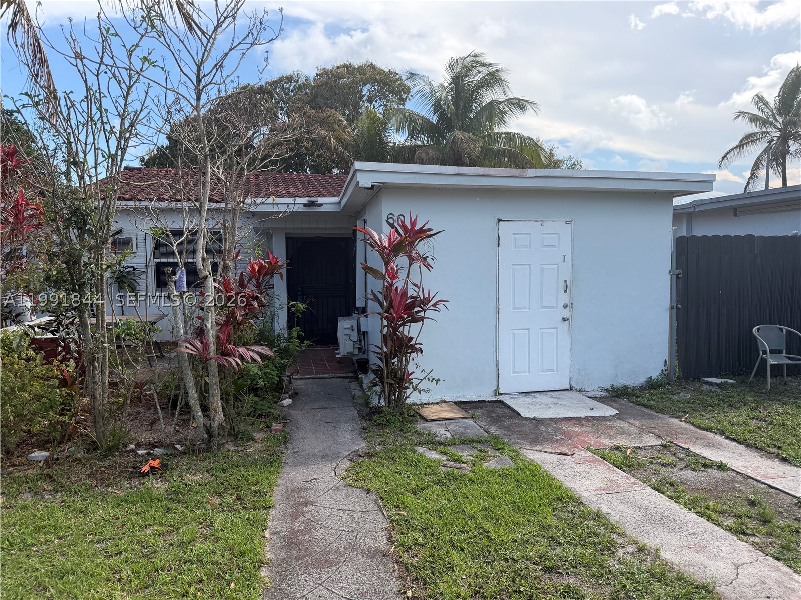 North Miami photo 4