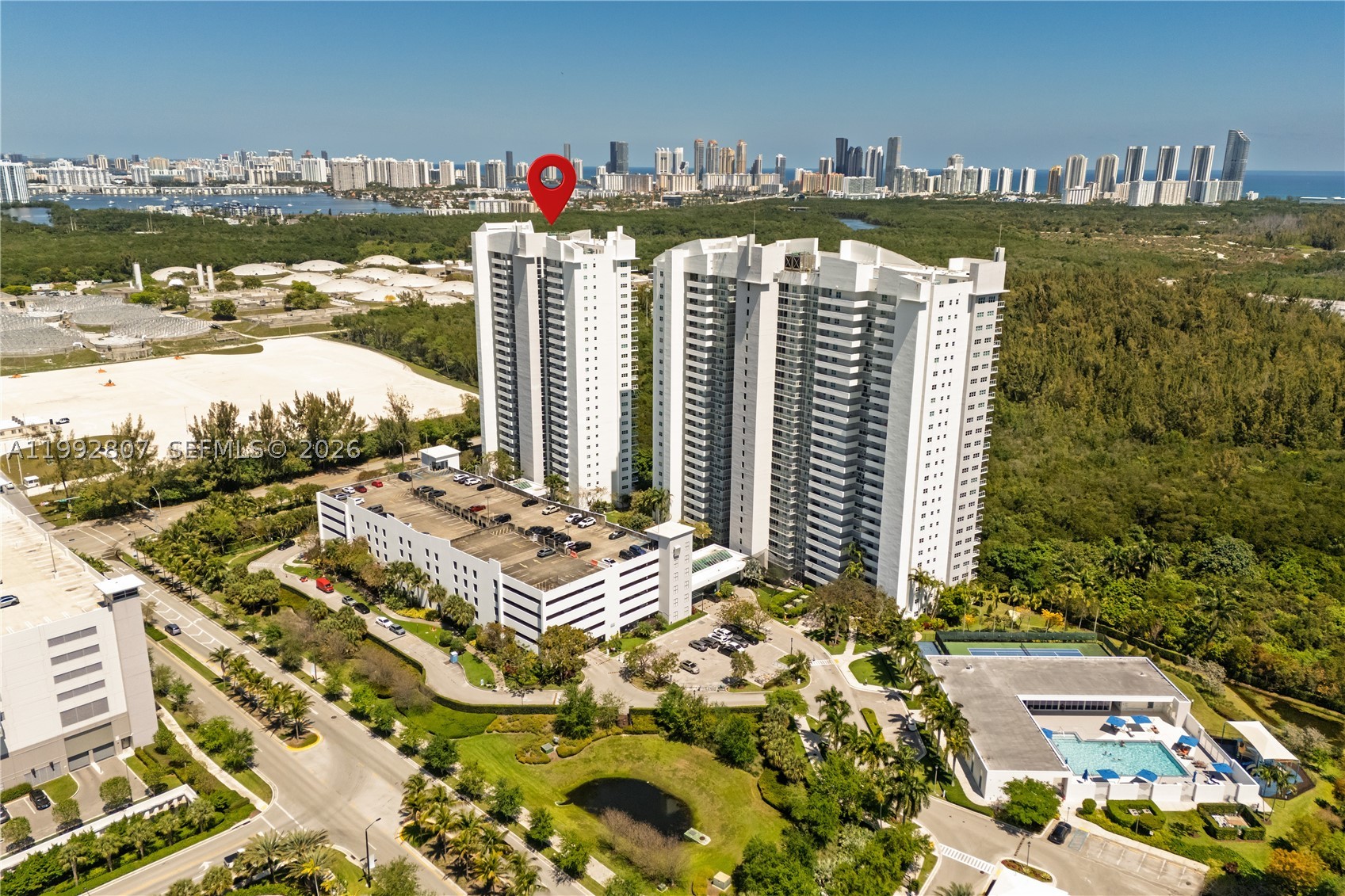 North Miami photo 4