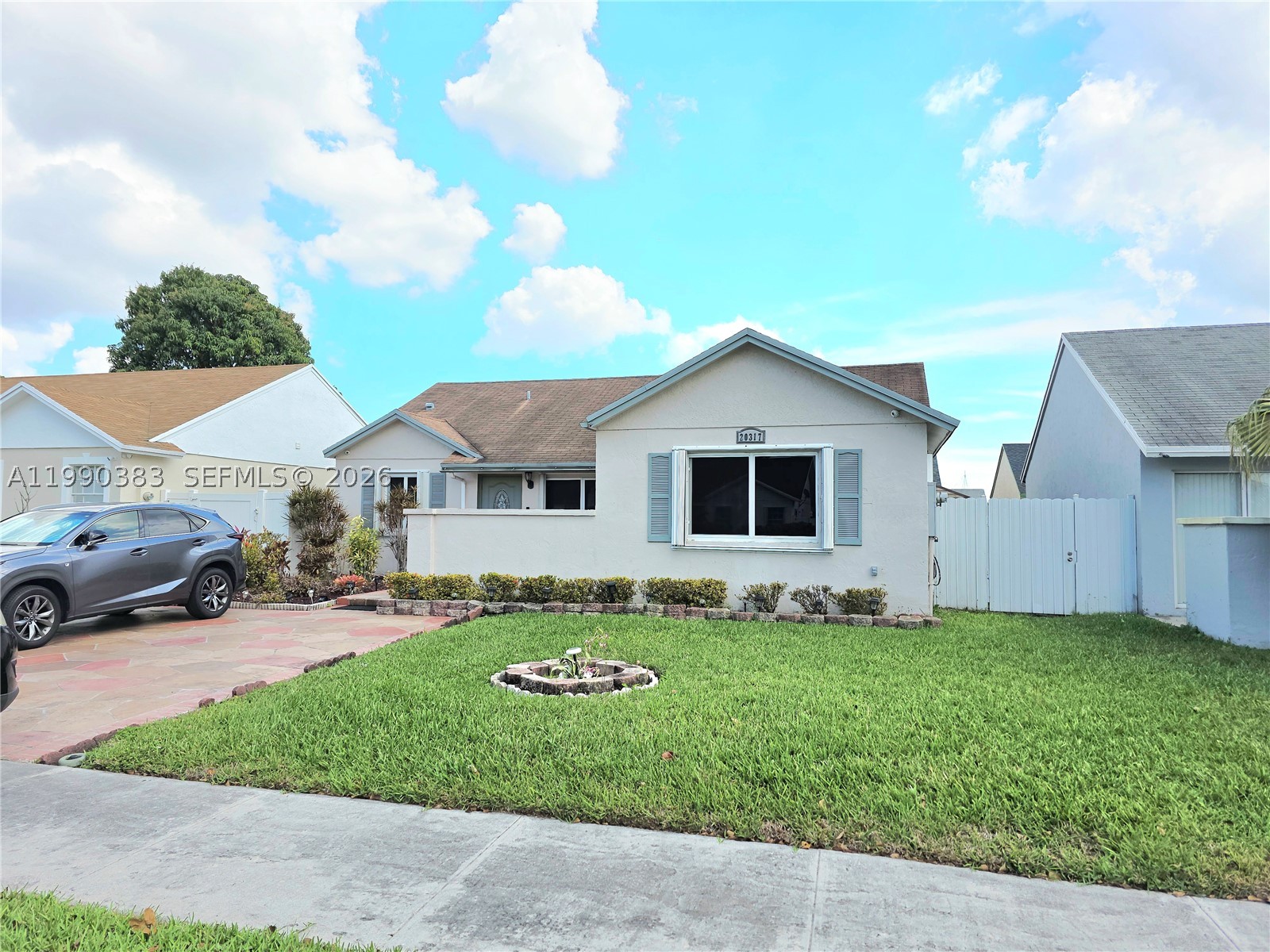 Miami Gardens photo 1