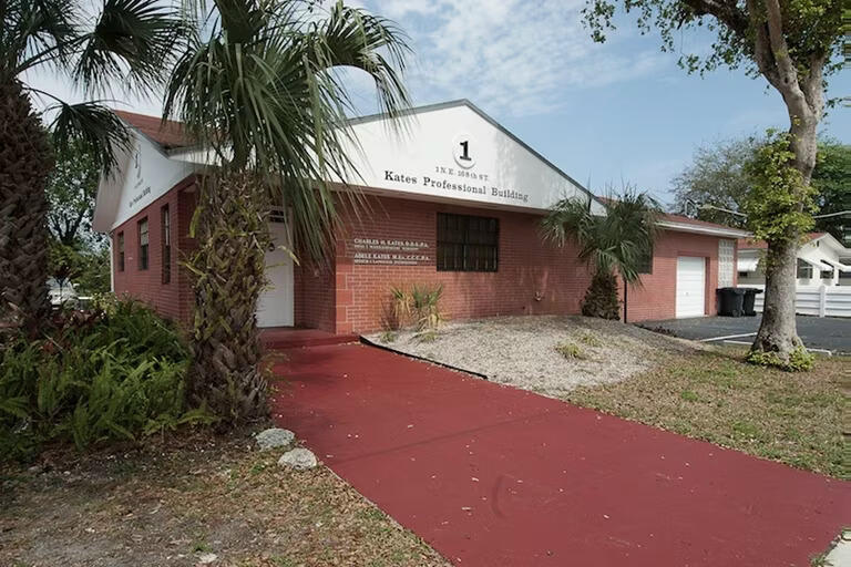 North Miami Beach photo 3