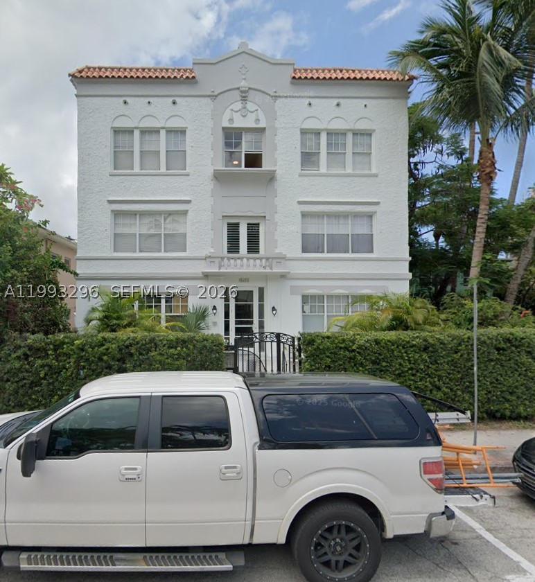 Miami Beach photo 1