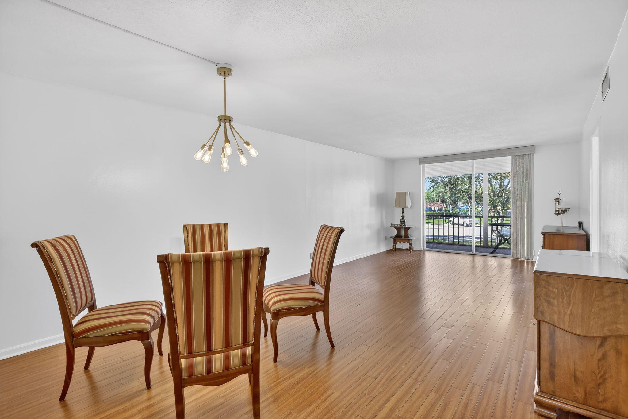 Pembroke Pines photo 3