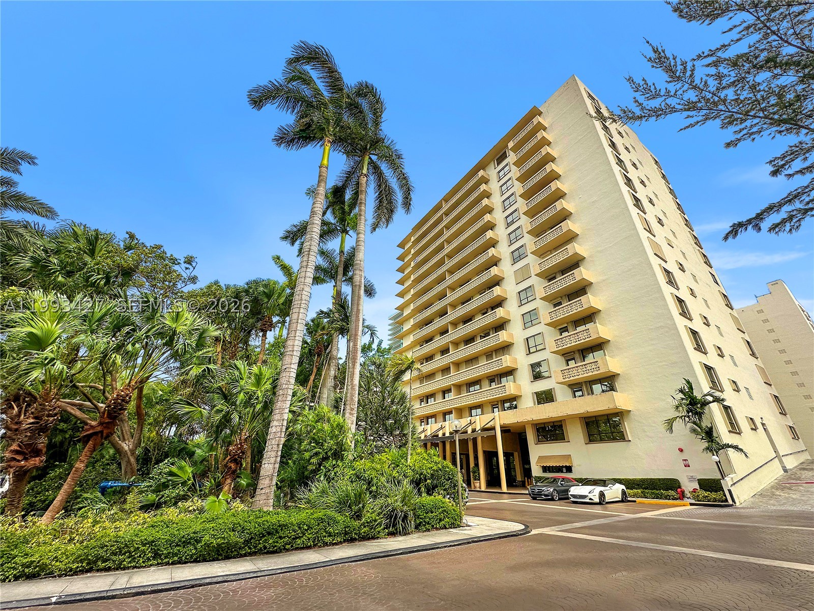 Bal Harbour photo 2