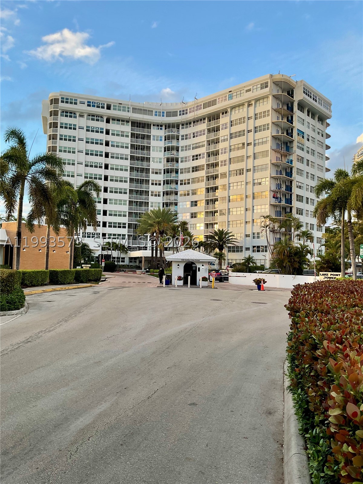 Hallandale Beach photo 1
