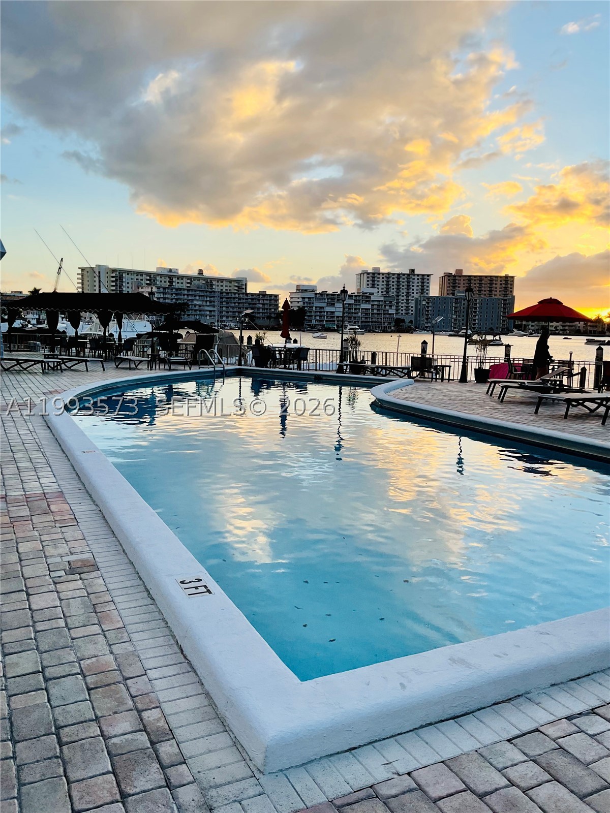 Hallandale Beach photo 5
