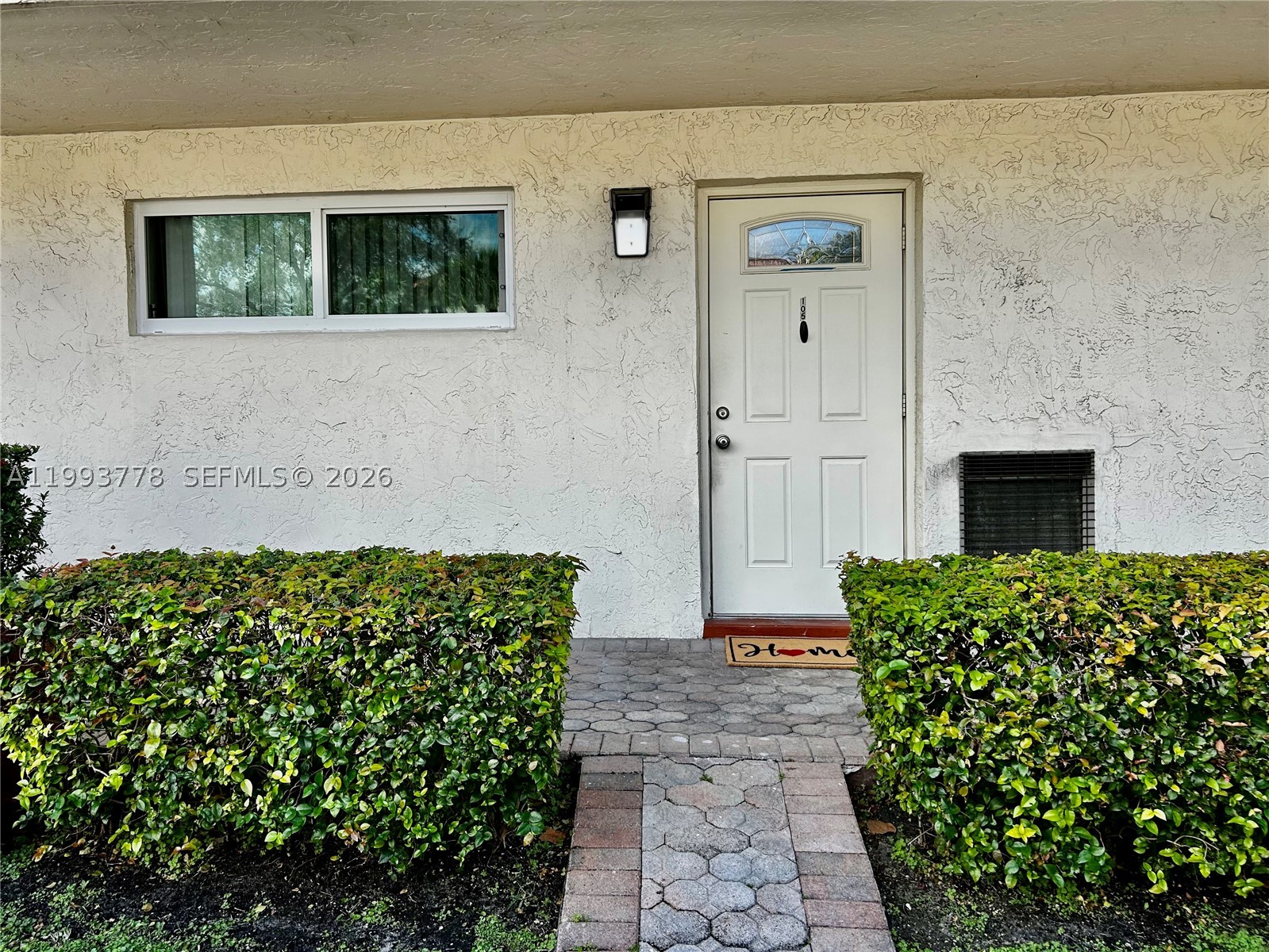 Pembroke Pines photo 1