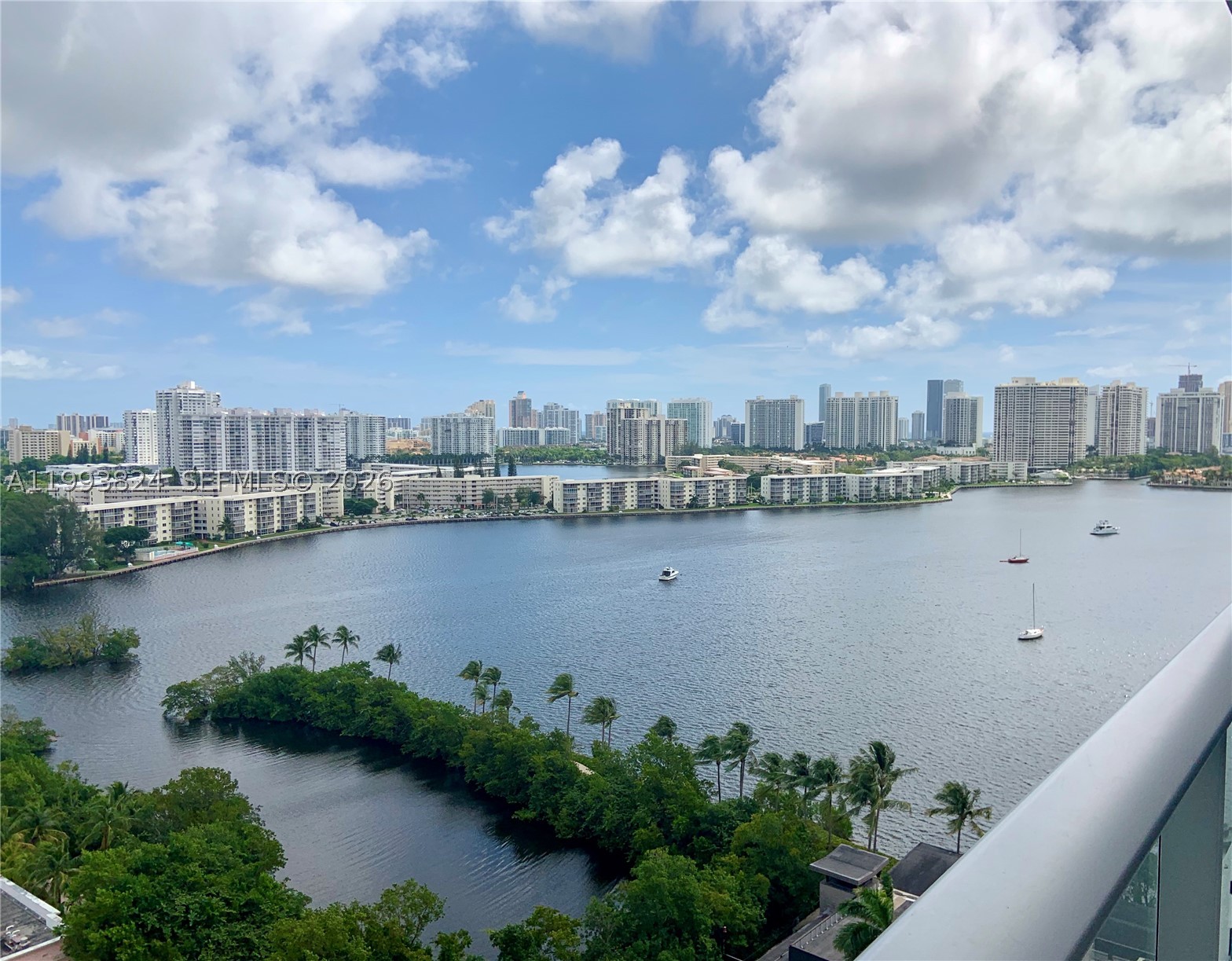 North Miami Beach photo 1