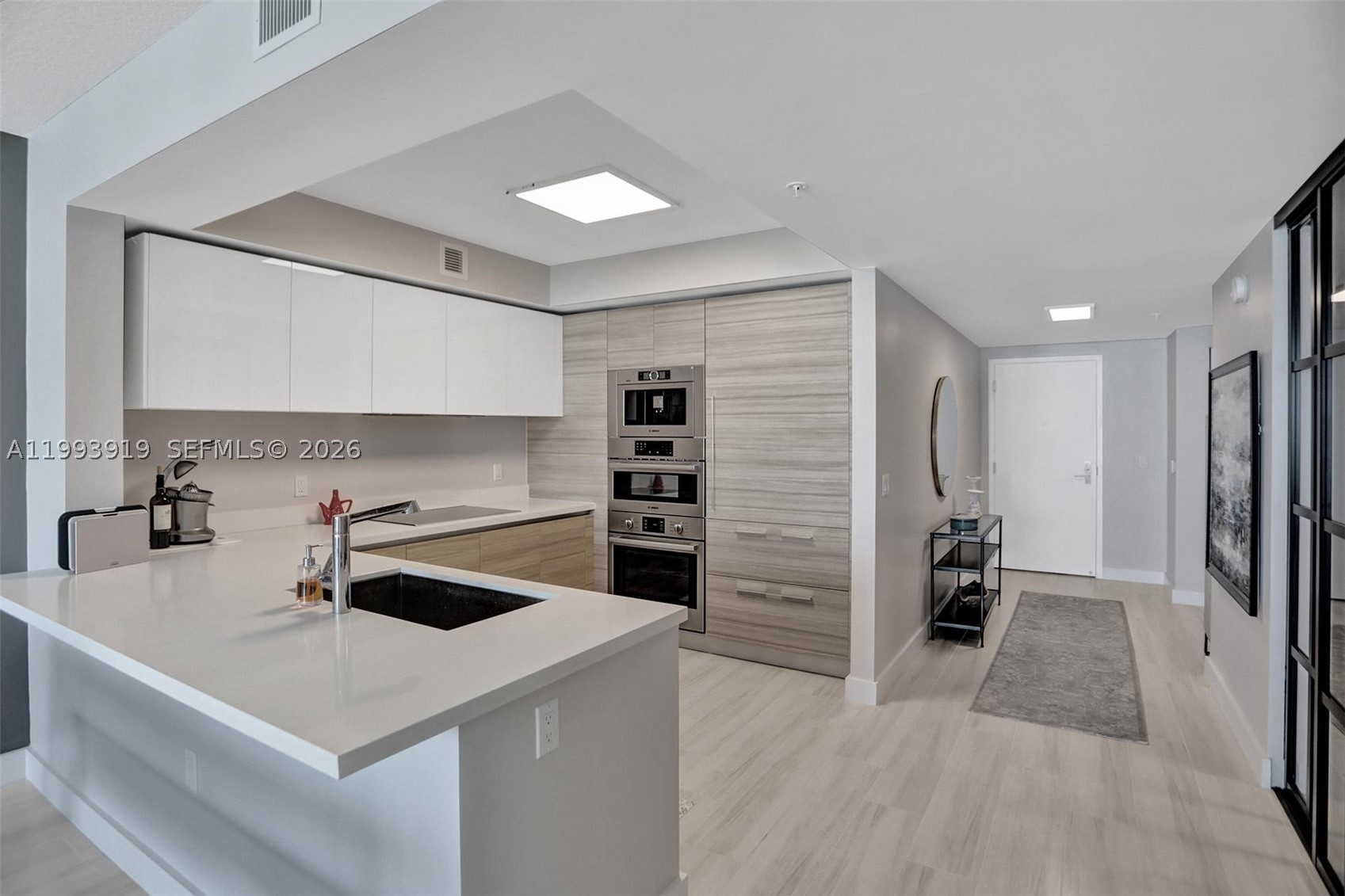 Sunny Isles Beach photo 1