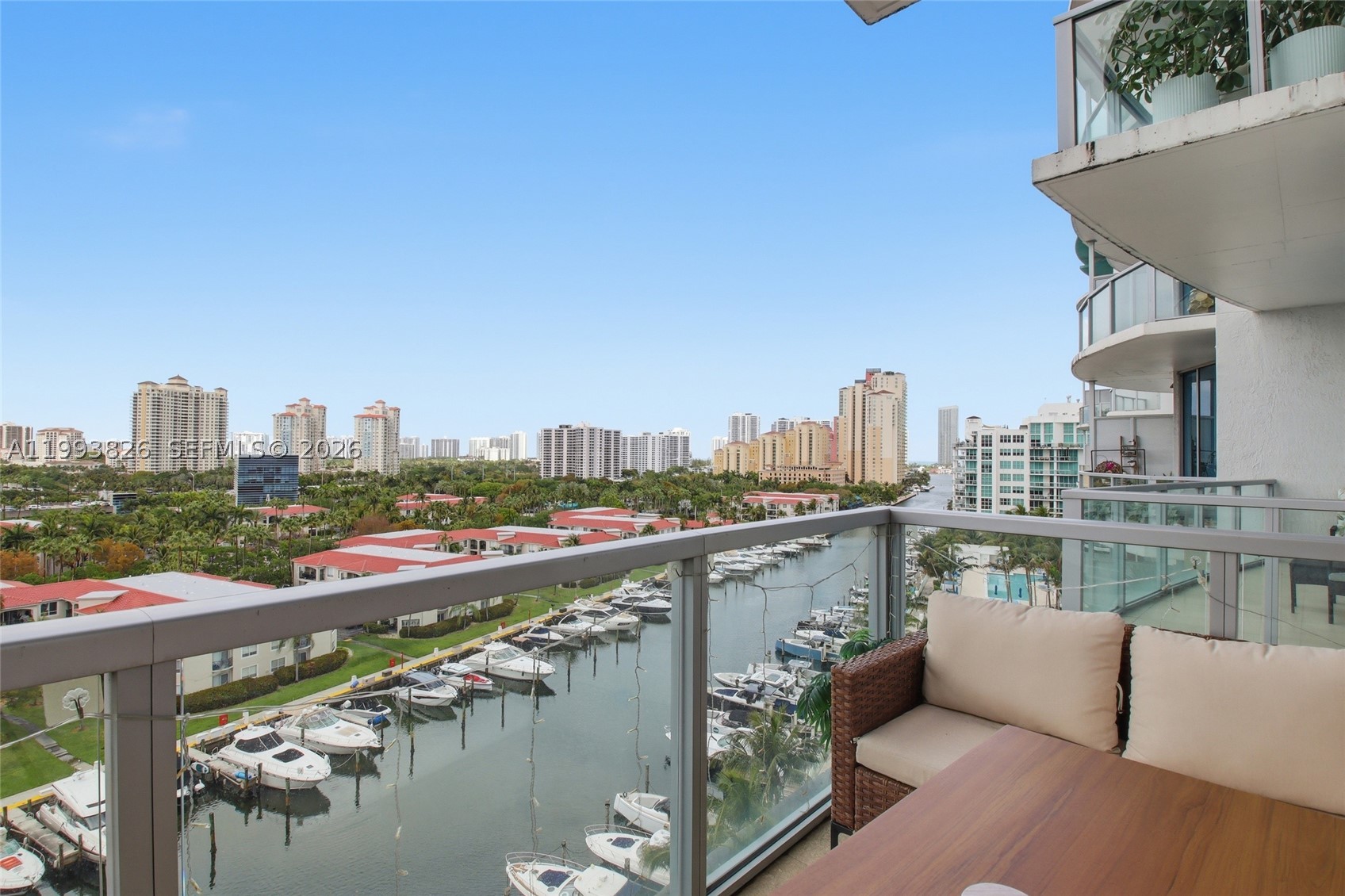 Aventura photo 1