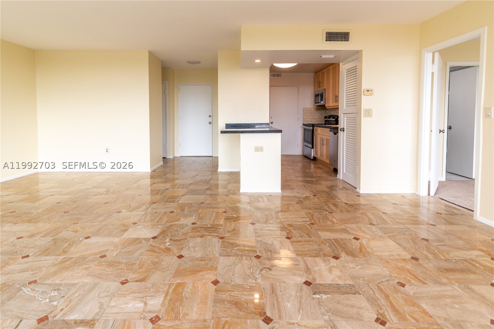 Bay Harbor Islands photo 5