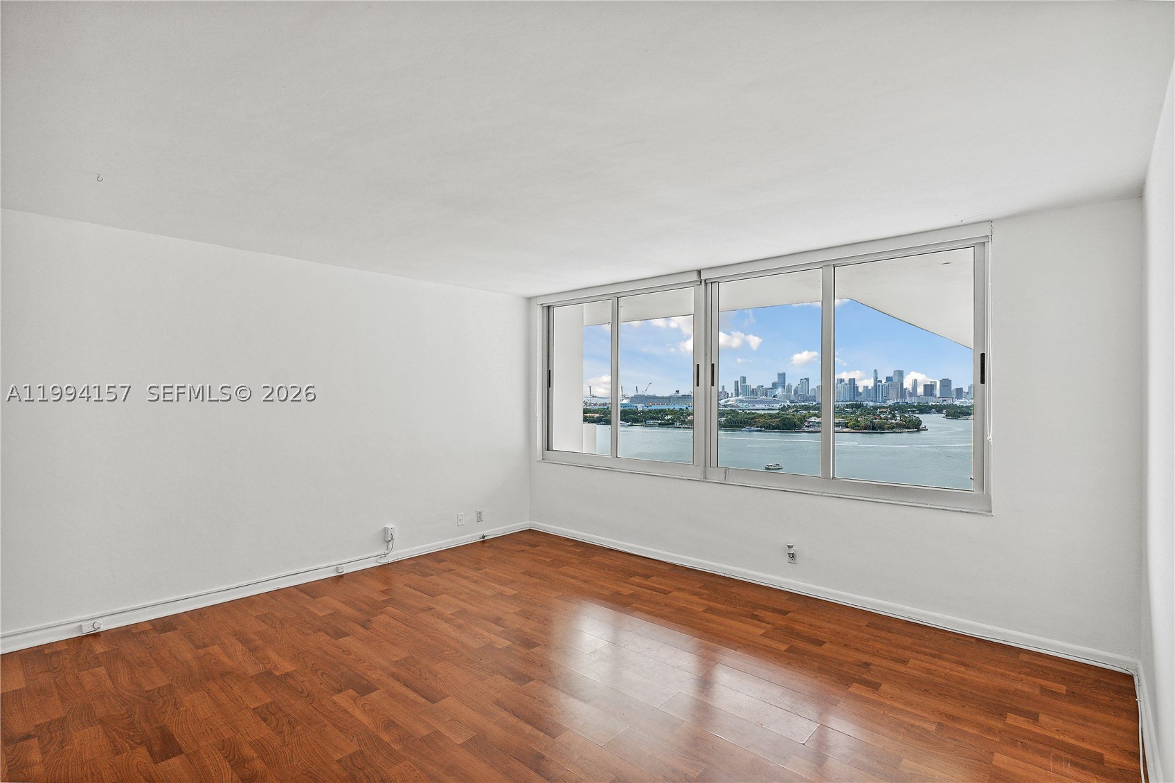 Miami Beach photo 3