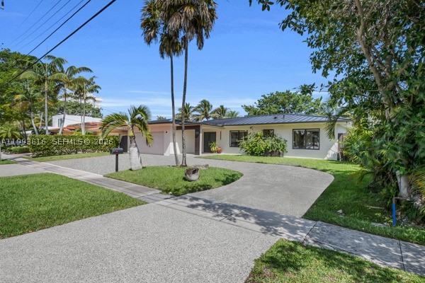 North Miami photo 3