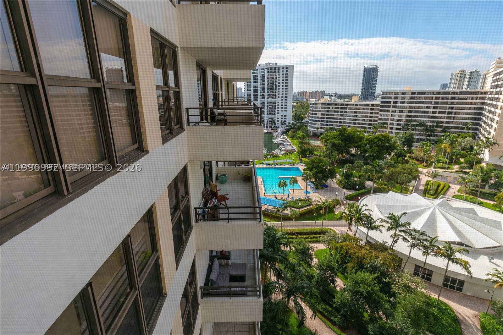 Hallandale Beach photo 3