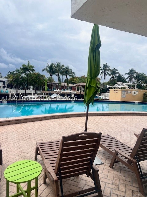 North Miami photo 2