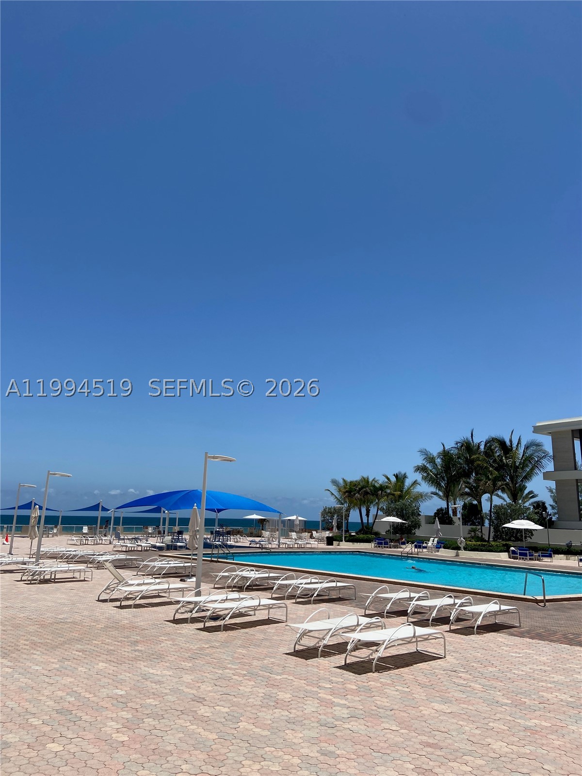Hallandale Beach photo 4