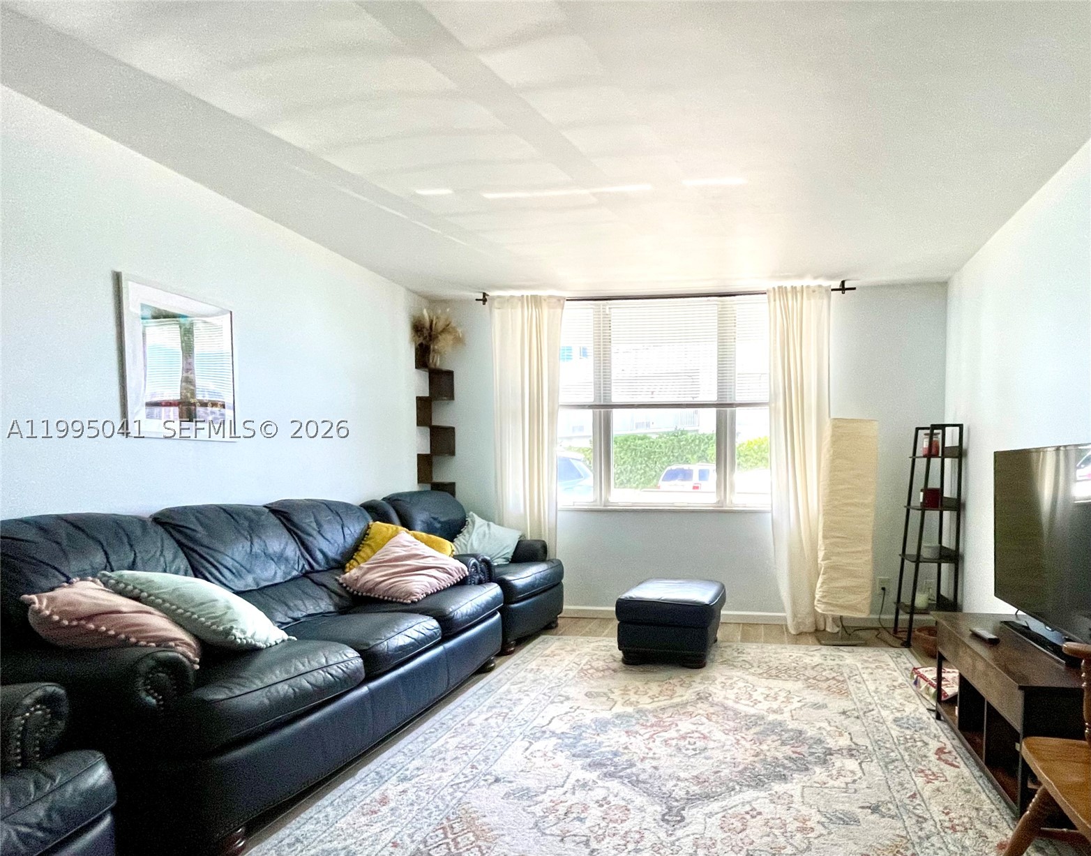 Hallandale Beach photo 1