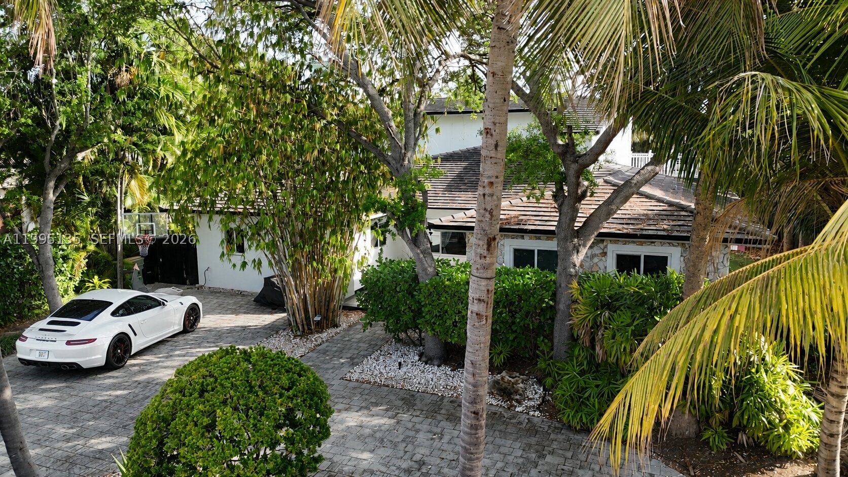 North Miami photo 2