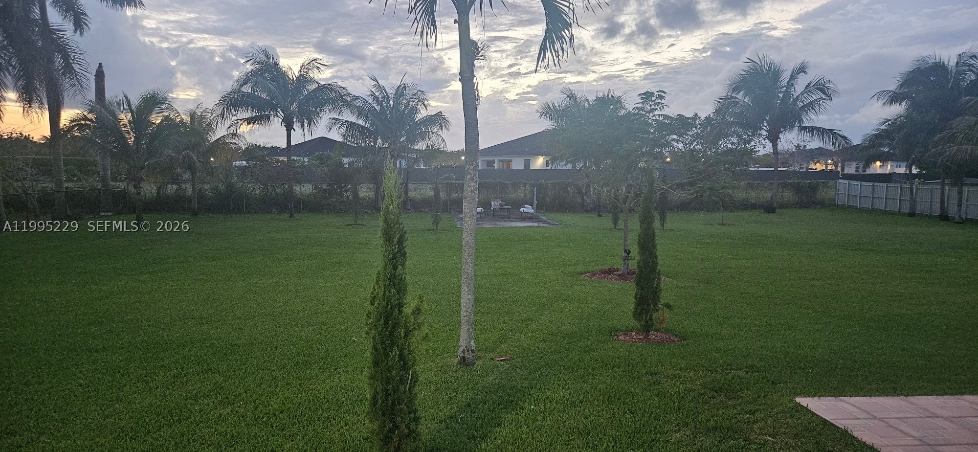 Homestead photo 3