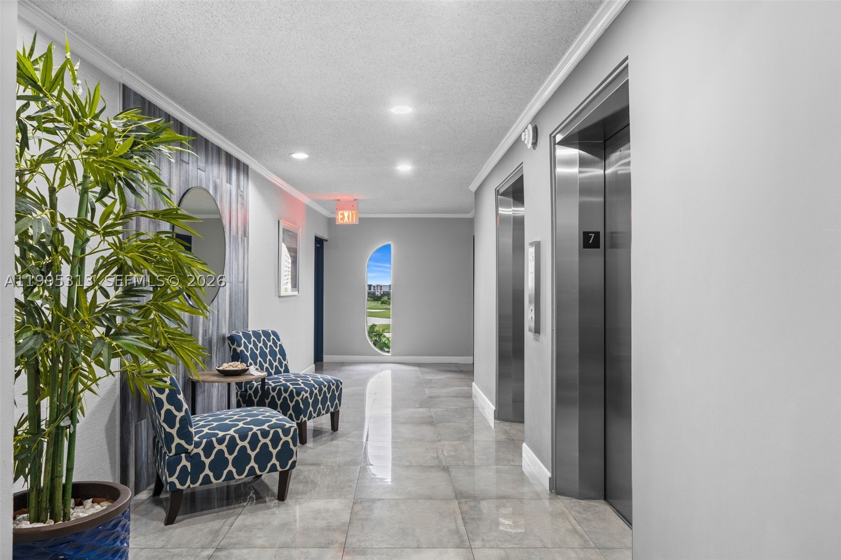 Hallandale Beach photo 4